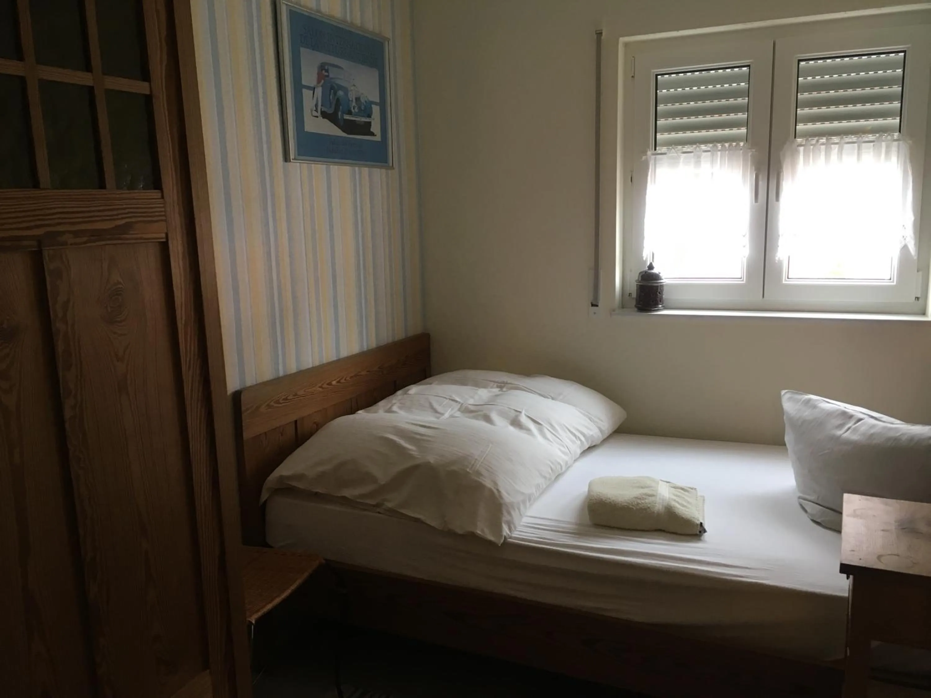 Photo of the whole room, Bed in The Place After the Race B&B