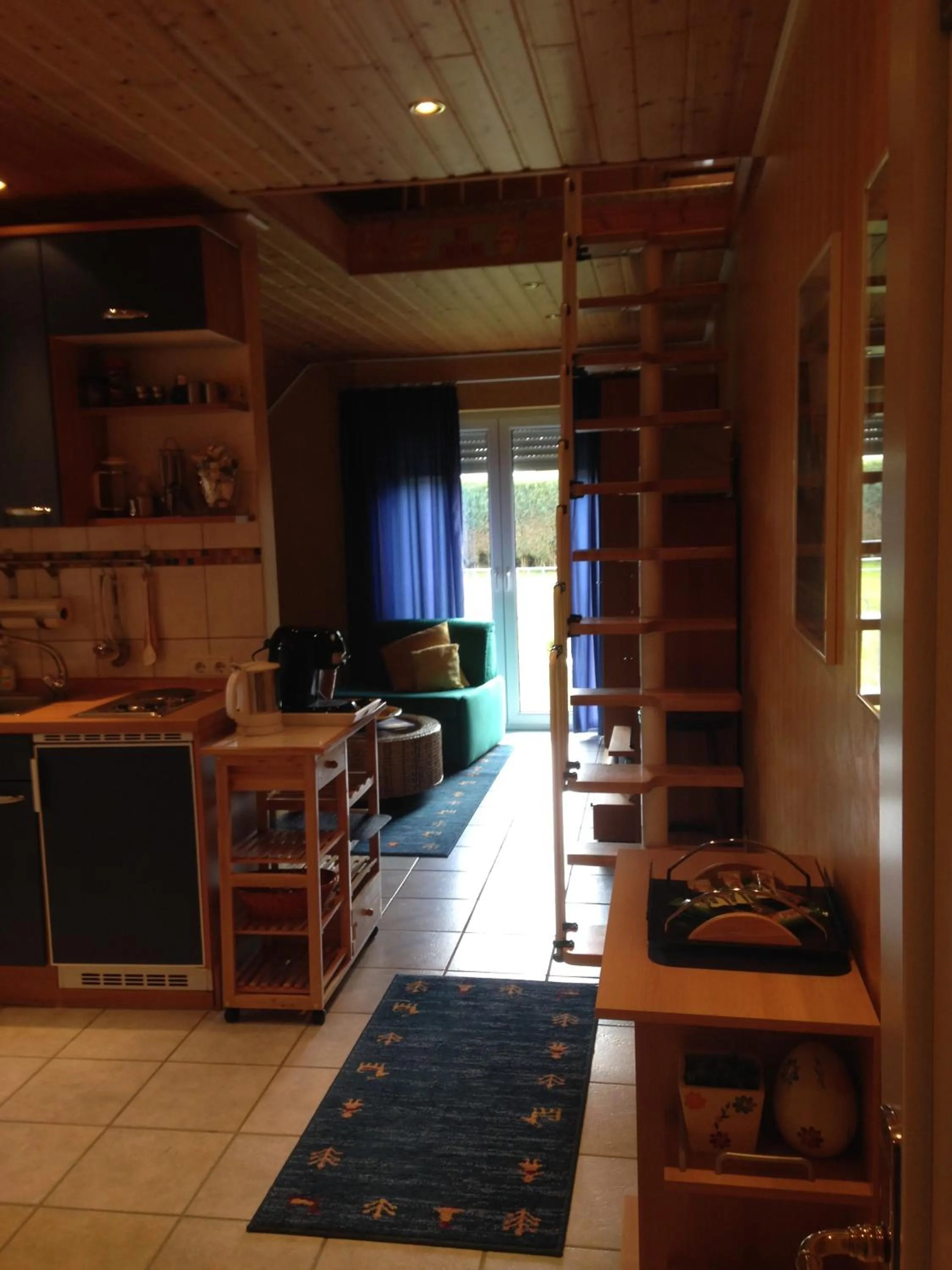 Photo of the whole room in The Place After the Race B&B