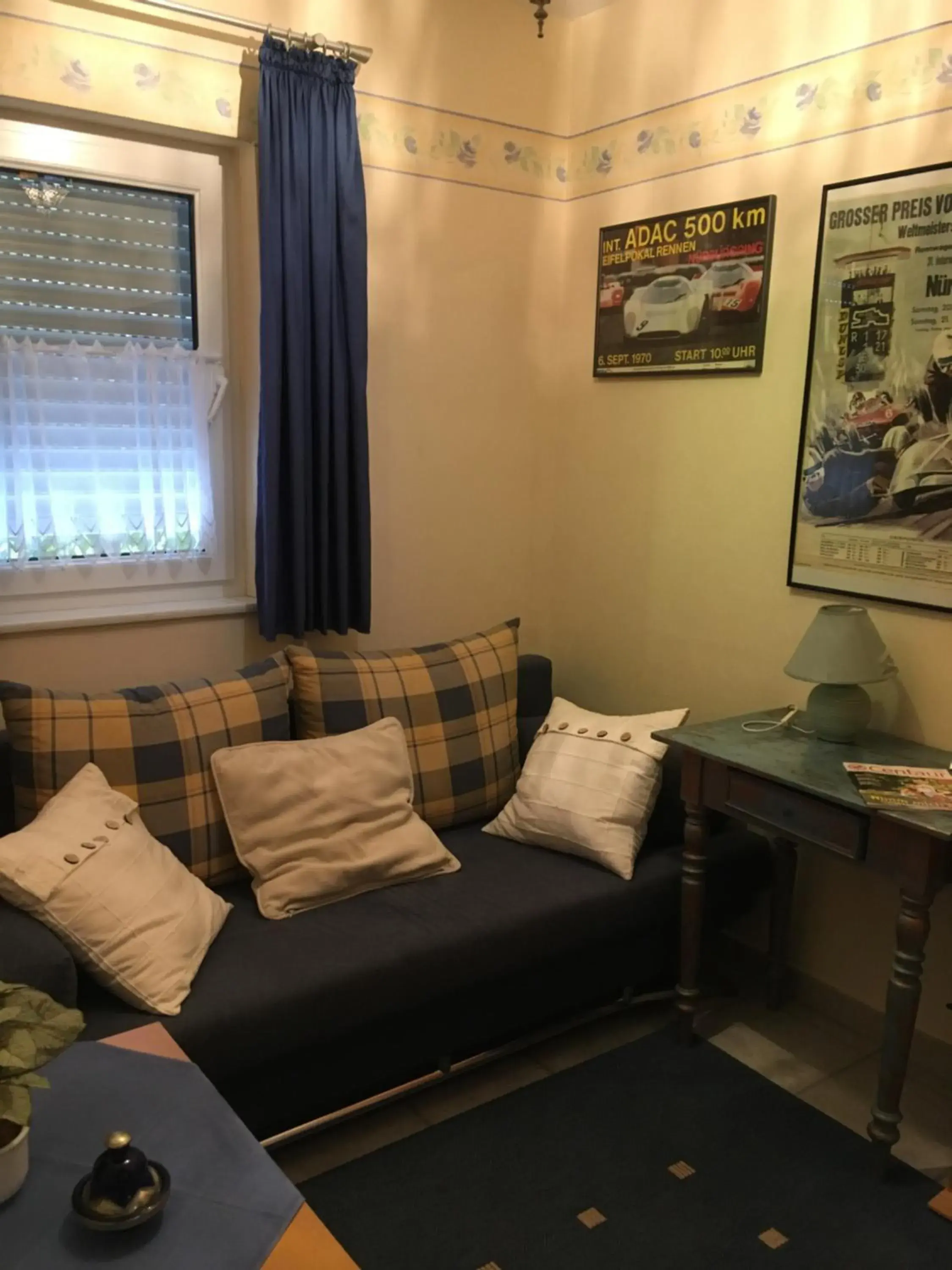 Comfort Triple Room with Shower in The Place After the Race B&B Comfort Triple Room with Shower in The Place After the Race B&B