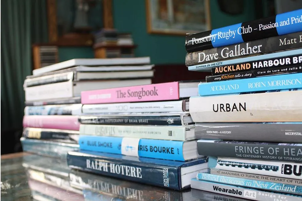 Library in The Great Ponsonby Arthotel