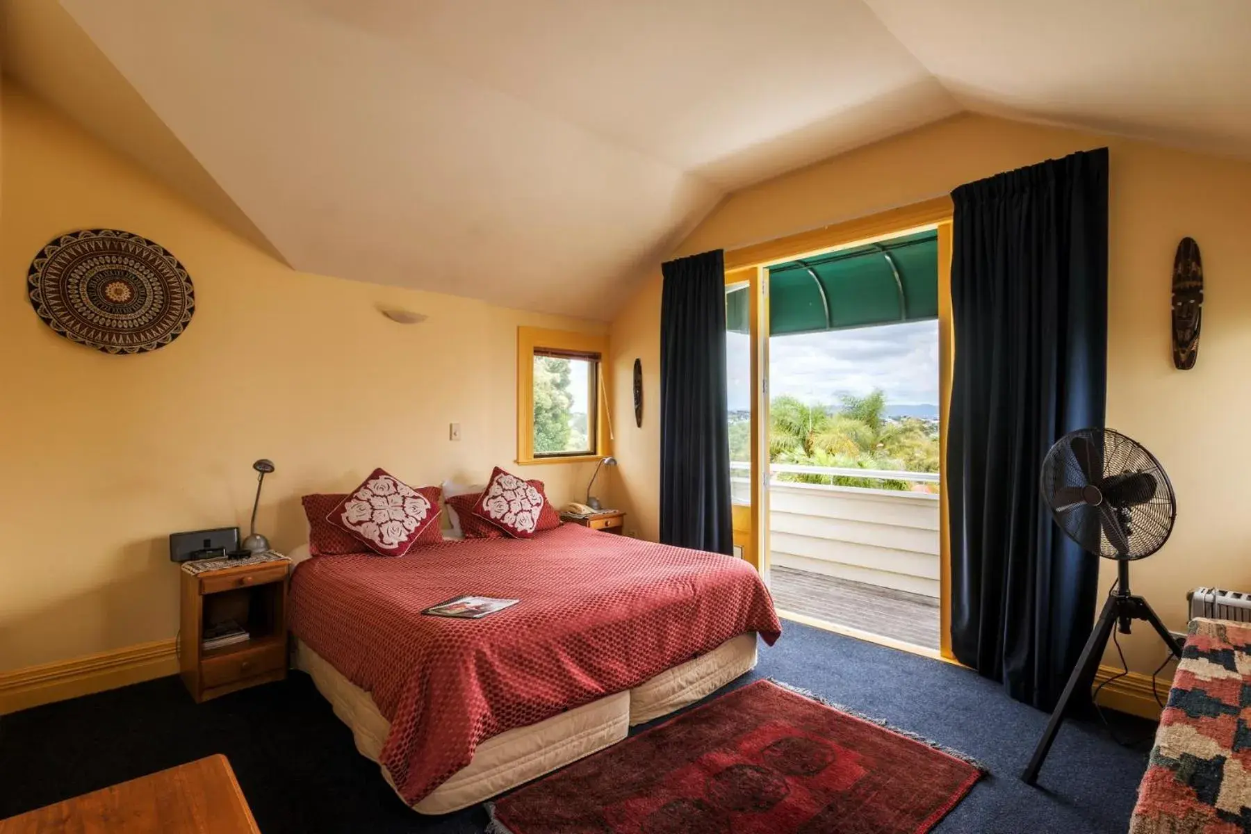 Bed in The Great Ponsonby Arthotel Bed in The Great Ponsonby Arthotel