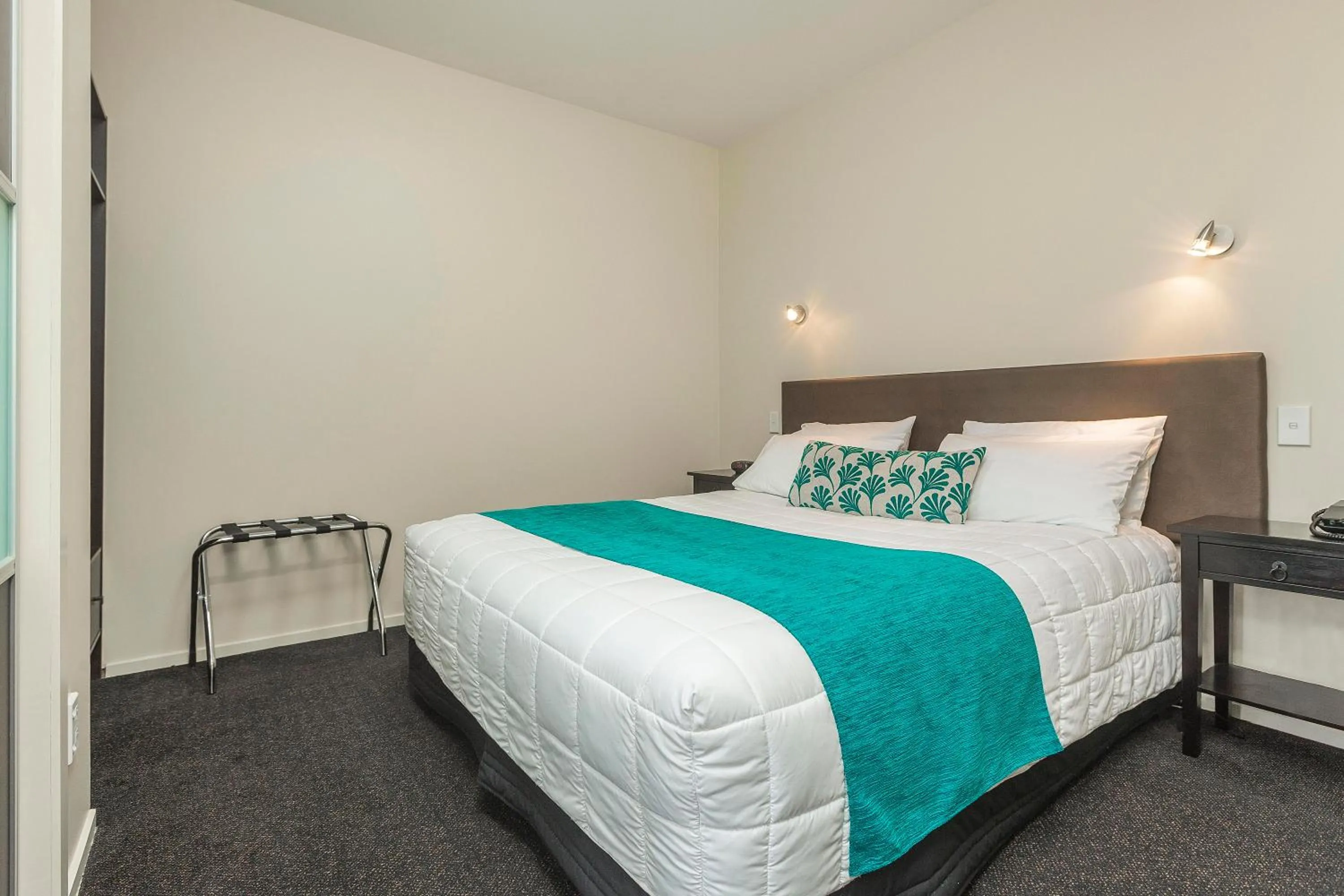 Bed in 540 on Great South Motel