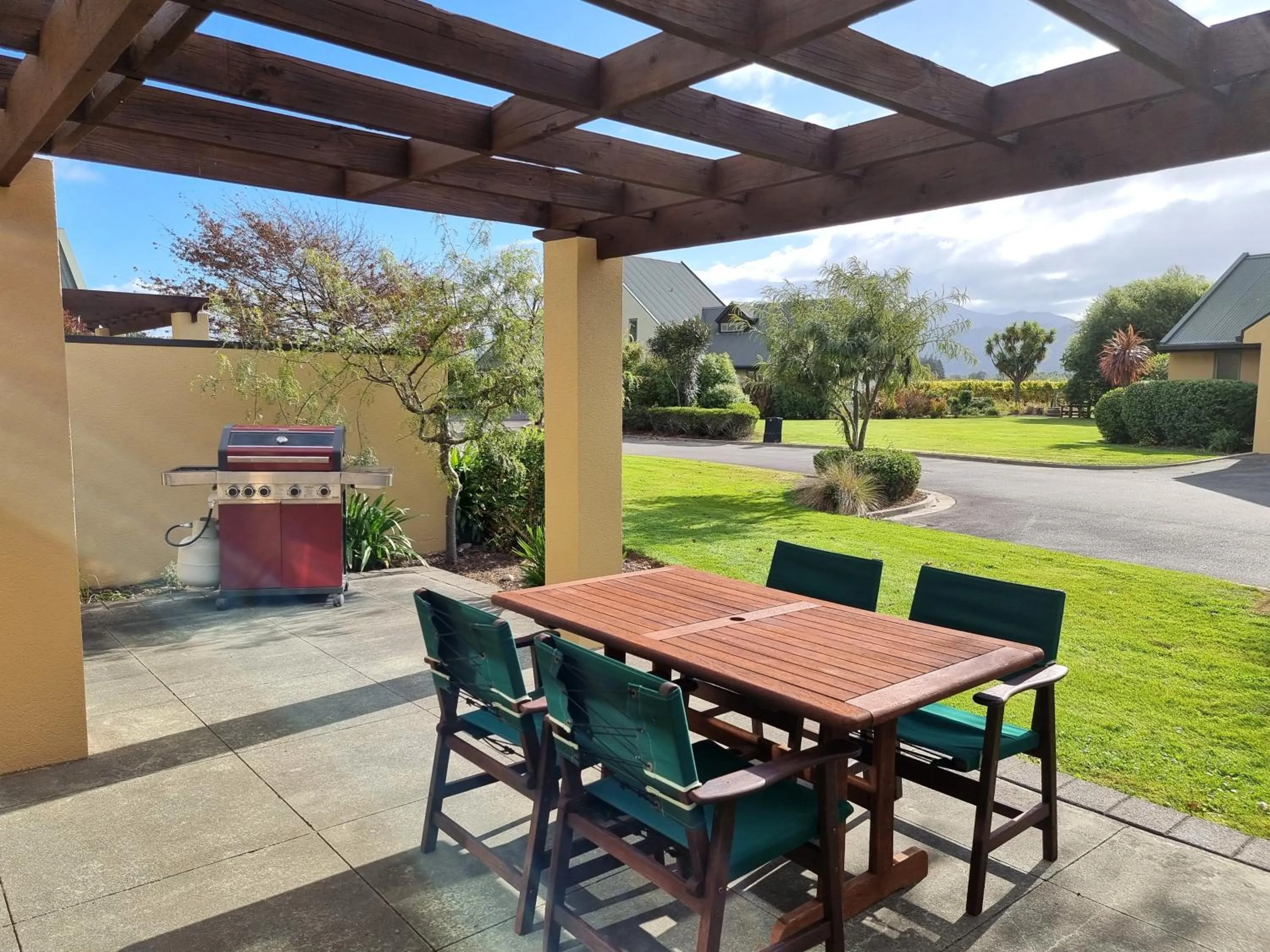 Patio in Vintners Retreat