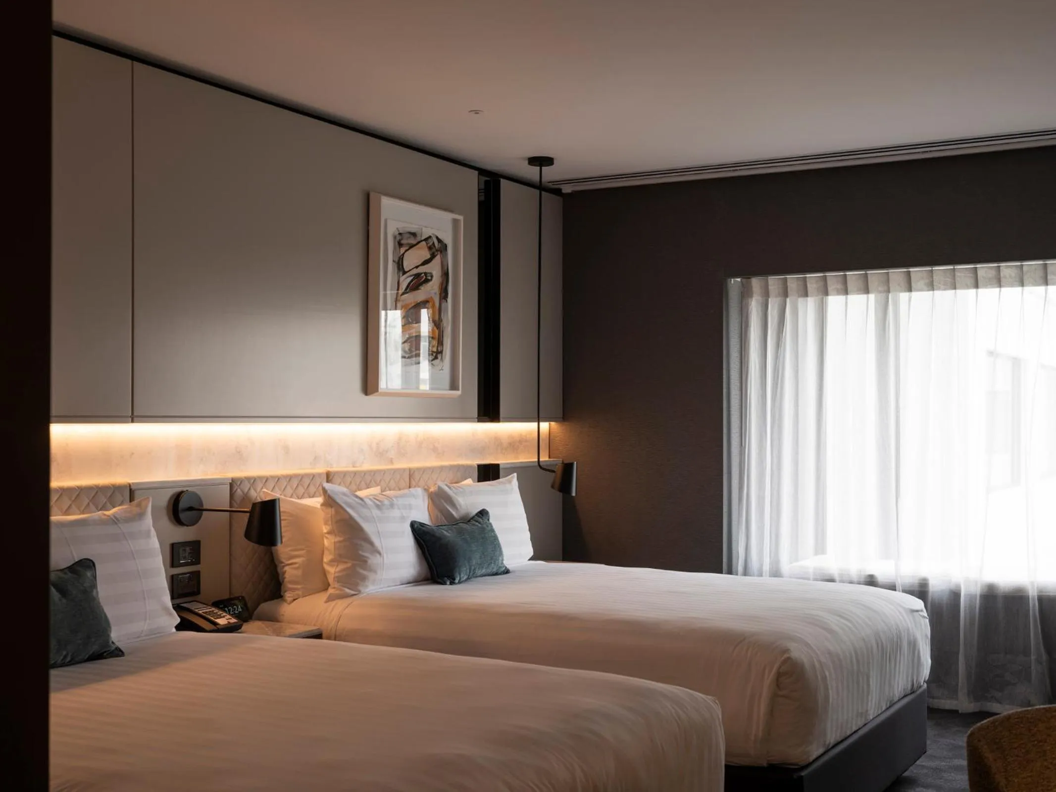 Bed in Crowne Plaza Auckland by IHG