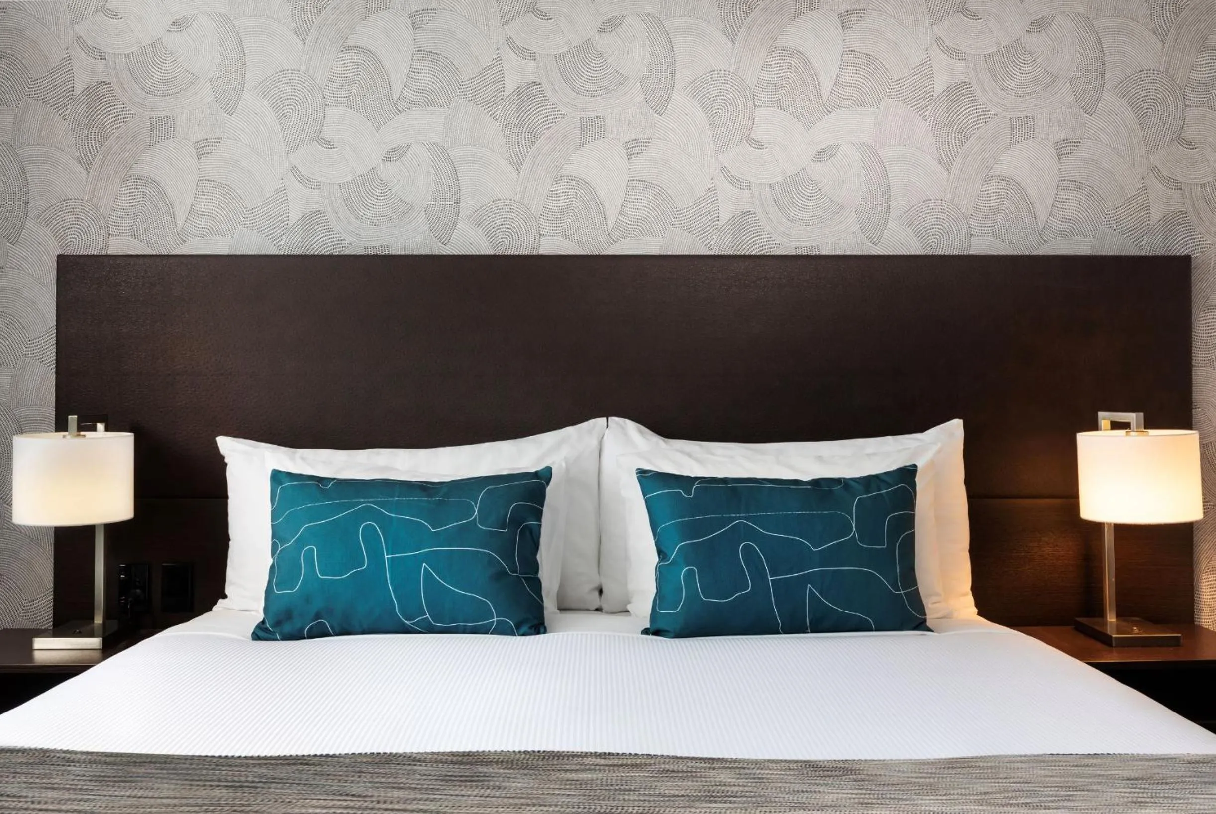 Bed in Rydges Wellington