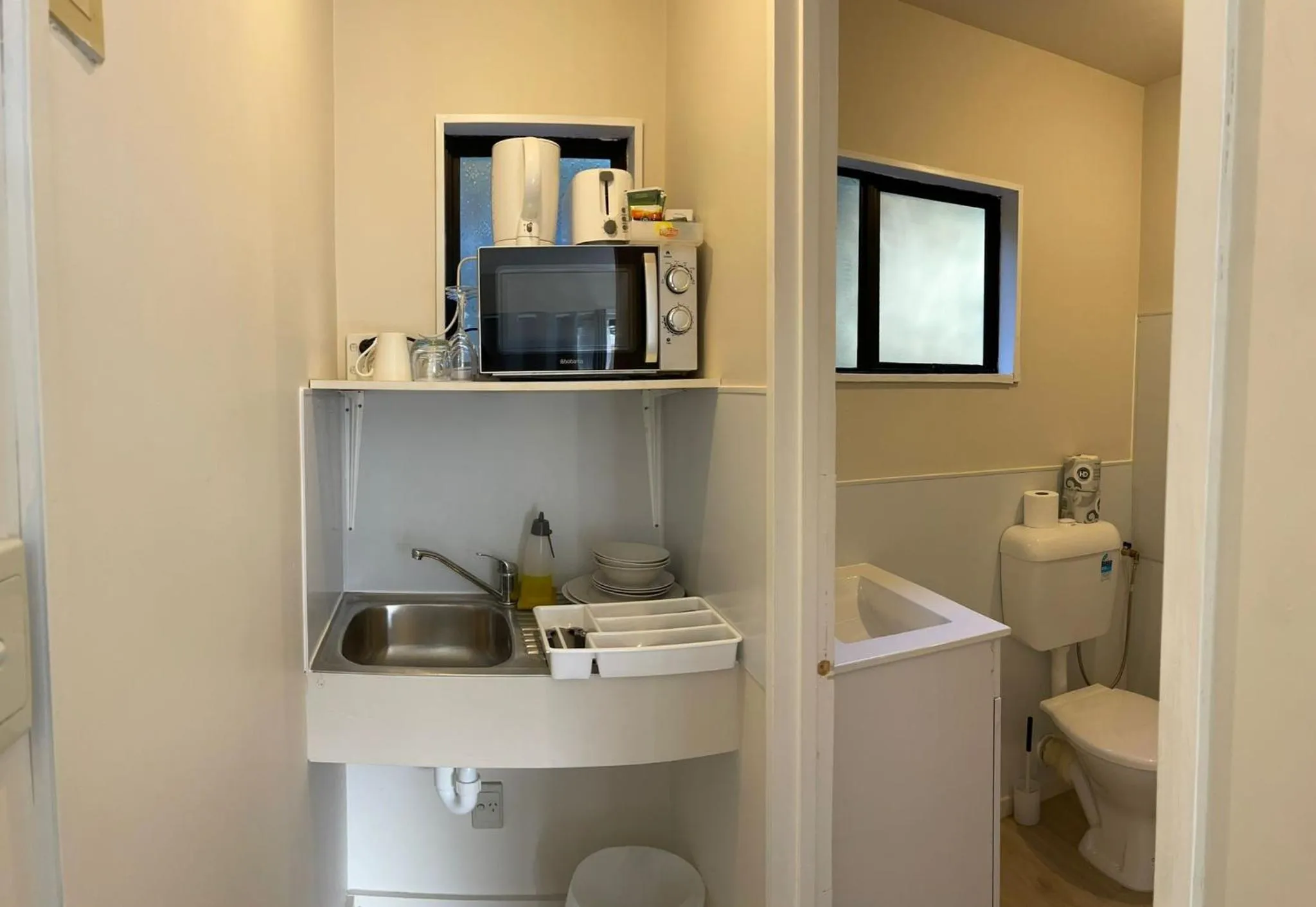 Toilet in Rayland Epsom Motel