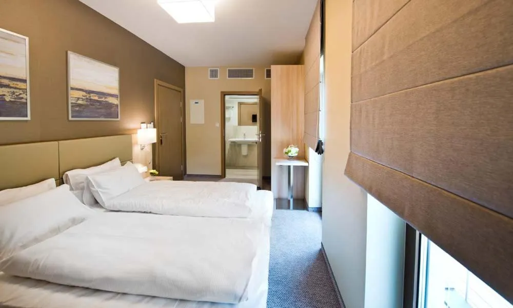 Bed in Hotel Molo Resort