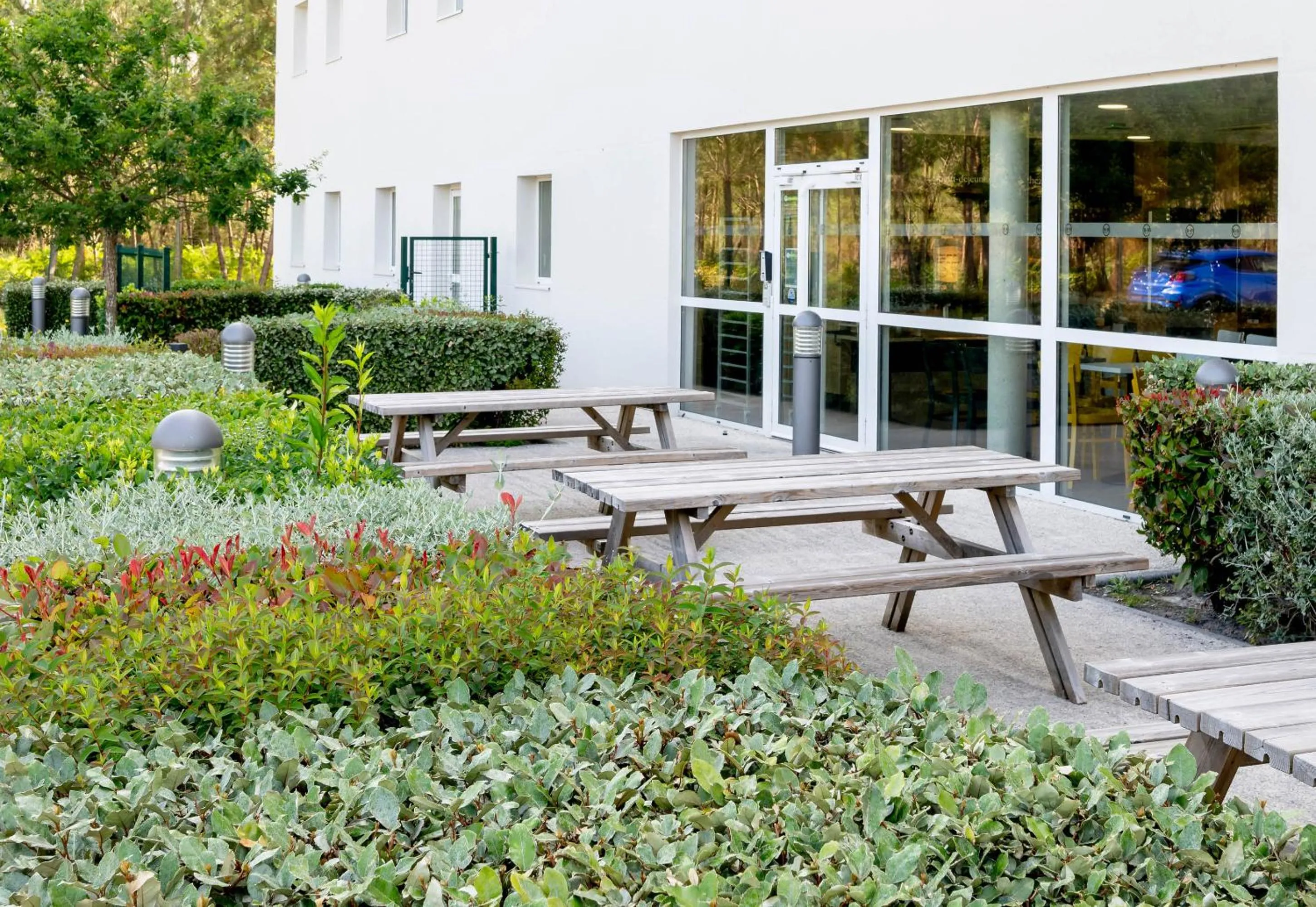 Patio in B&B HOTEL Bordeaux Sud Mios 3 étoiles