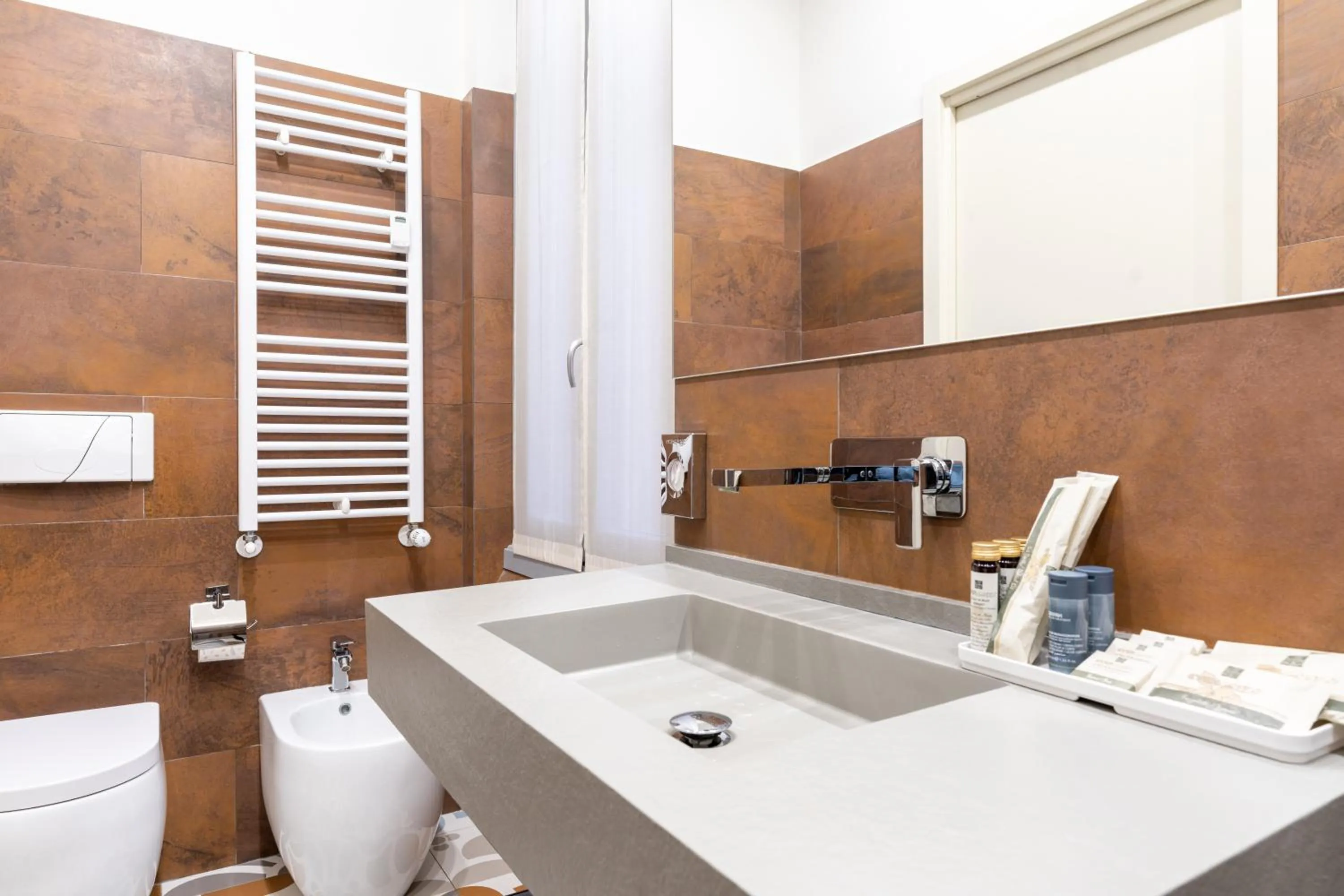 Toilet in Castello Guest House Milano