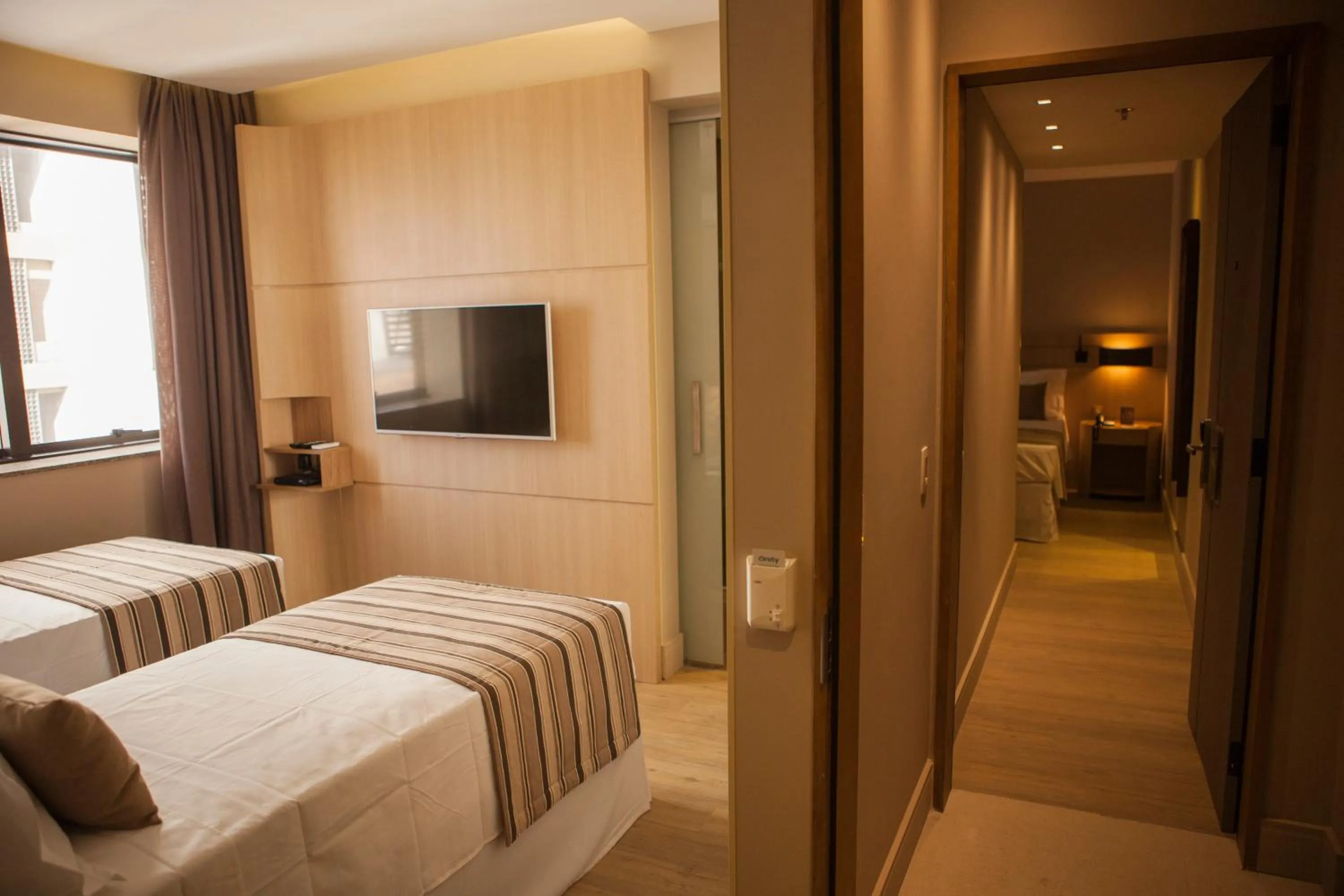 Photo of the whole room, Bed in Ritz Copacabana Hotel