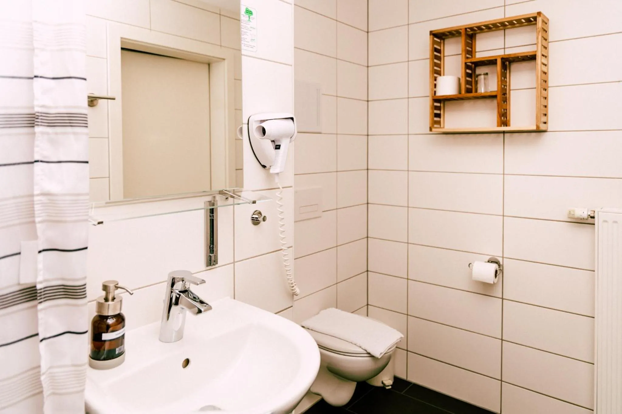 Bathroom in Hotel Kleiner Markt