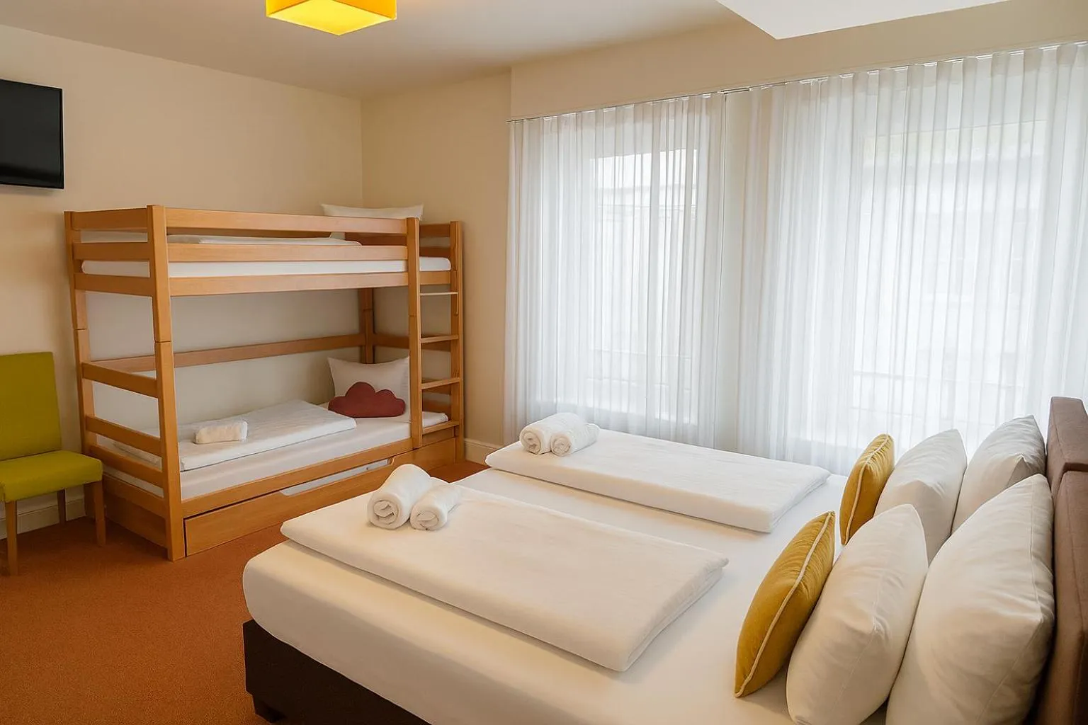 Standard Family Room in Hotel Kleiner Markt