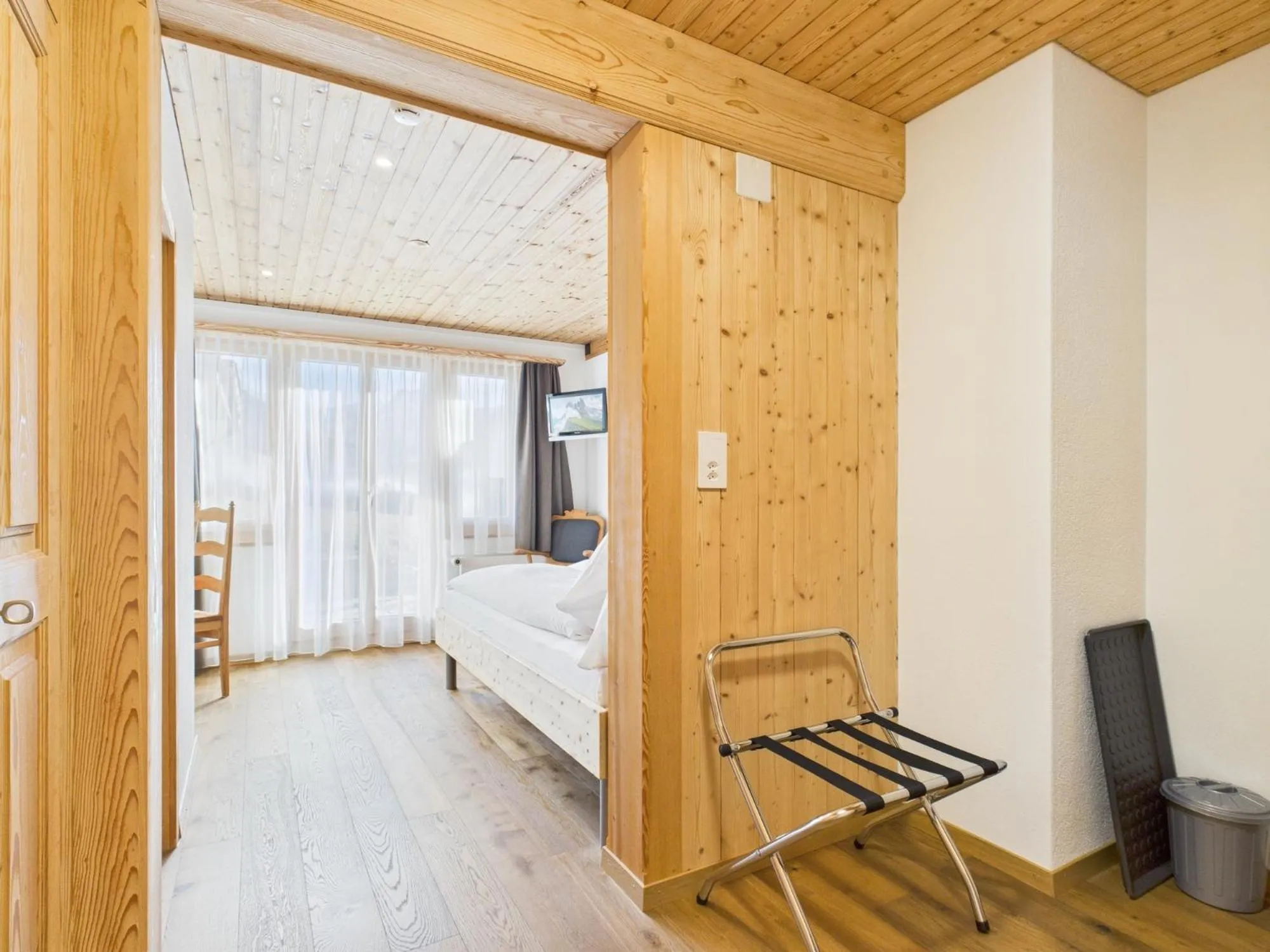 Bed in Bergblick Lodge - 3 Sterne Garni - Neueröffnung