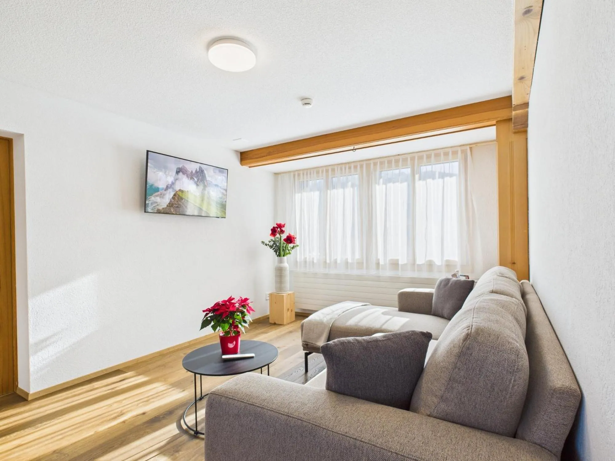 TV and multimedia in Bergblick Lodge - 3 Sterne Garni - Neueröffnung