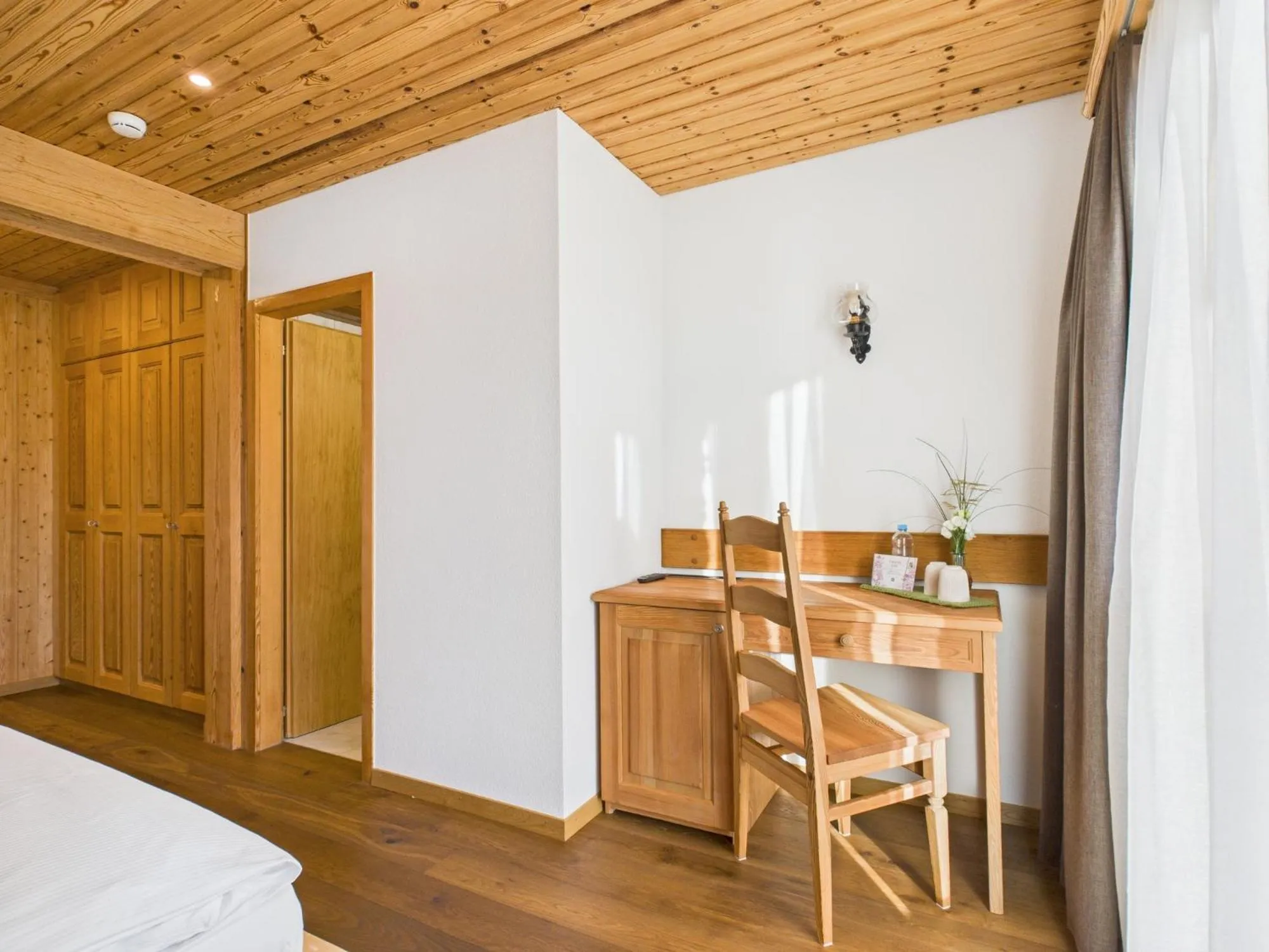 Bed in Bergblick Lodge - 3 Sterne Garni - Neueröffnung