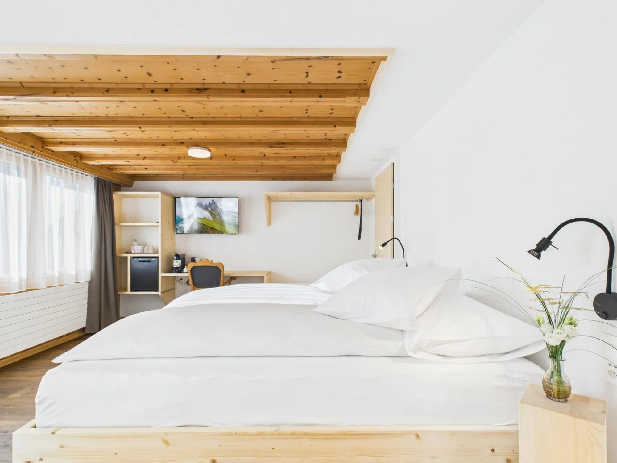 Bed in Bergblick Lodge - 3 Sterne Garni - Neueröffnung