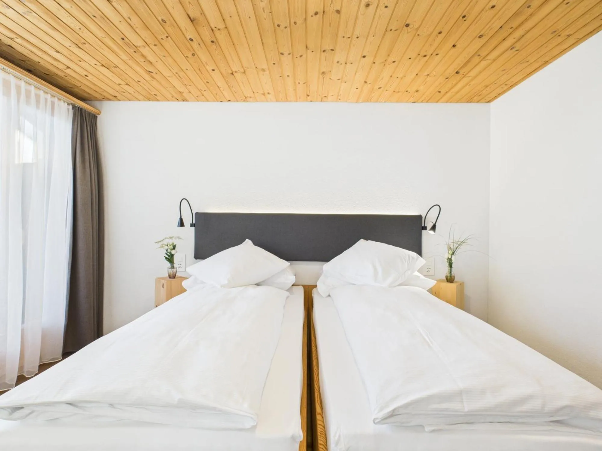 Bed in Bergblick Lodge - 3 Sterne Garni - Neueröffnung