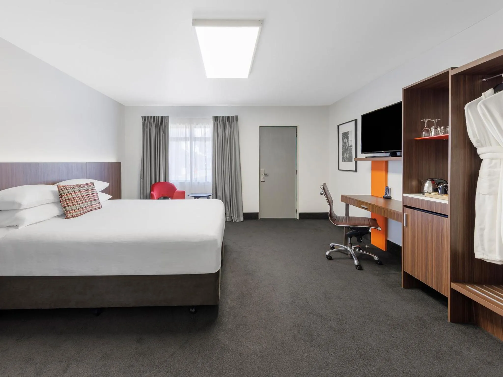 Bedroom, Bed in JetPark Hamilton Airport New Zealand