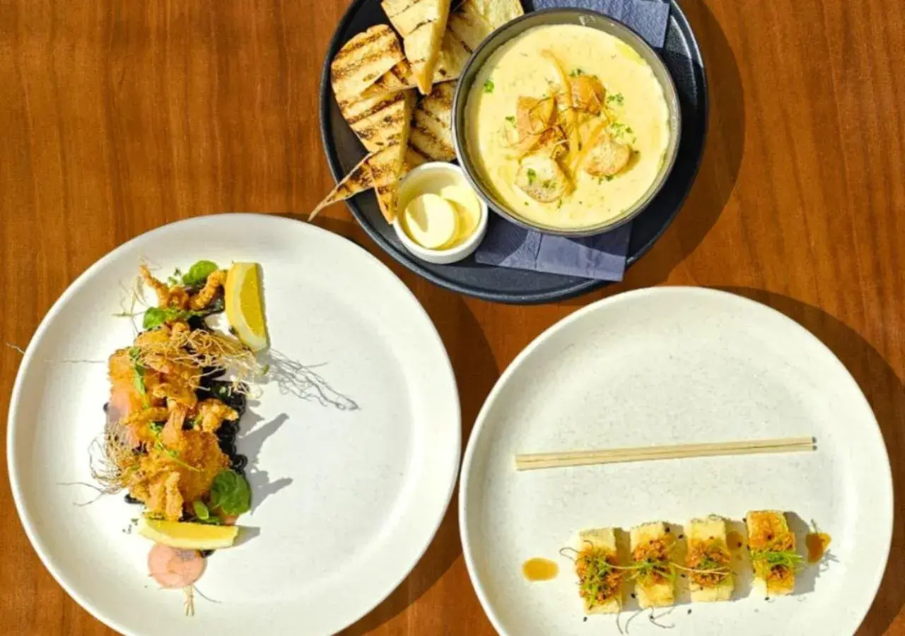 Restaurant/places to eat in JetPark Hamilton Airport New Zealand Restaurant/places to eat in JetPark Hamilton Airport New Zealand