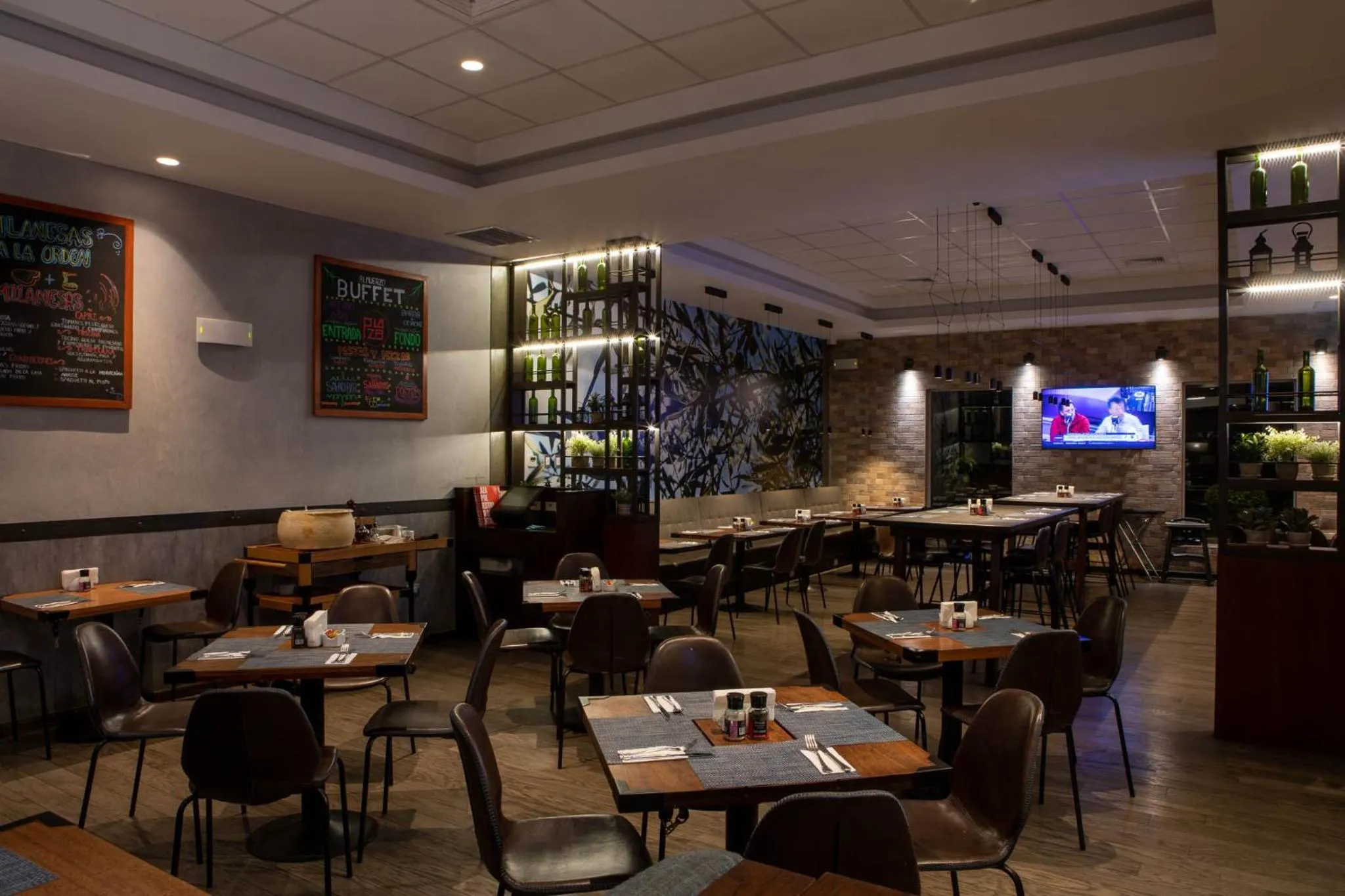 Restaurant/places to eat in Casa Andina Select Tacna