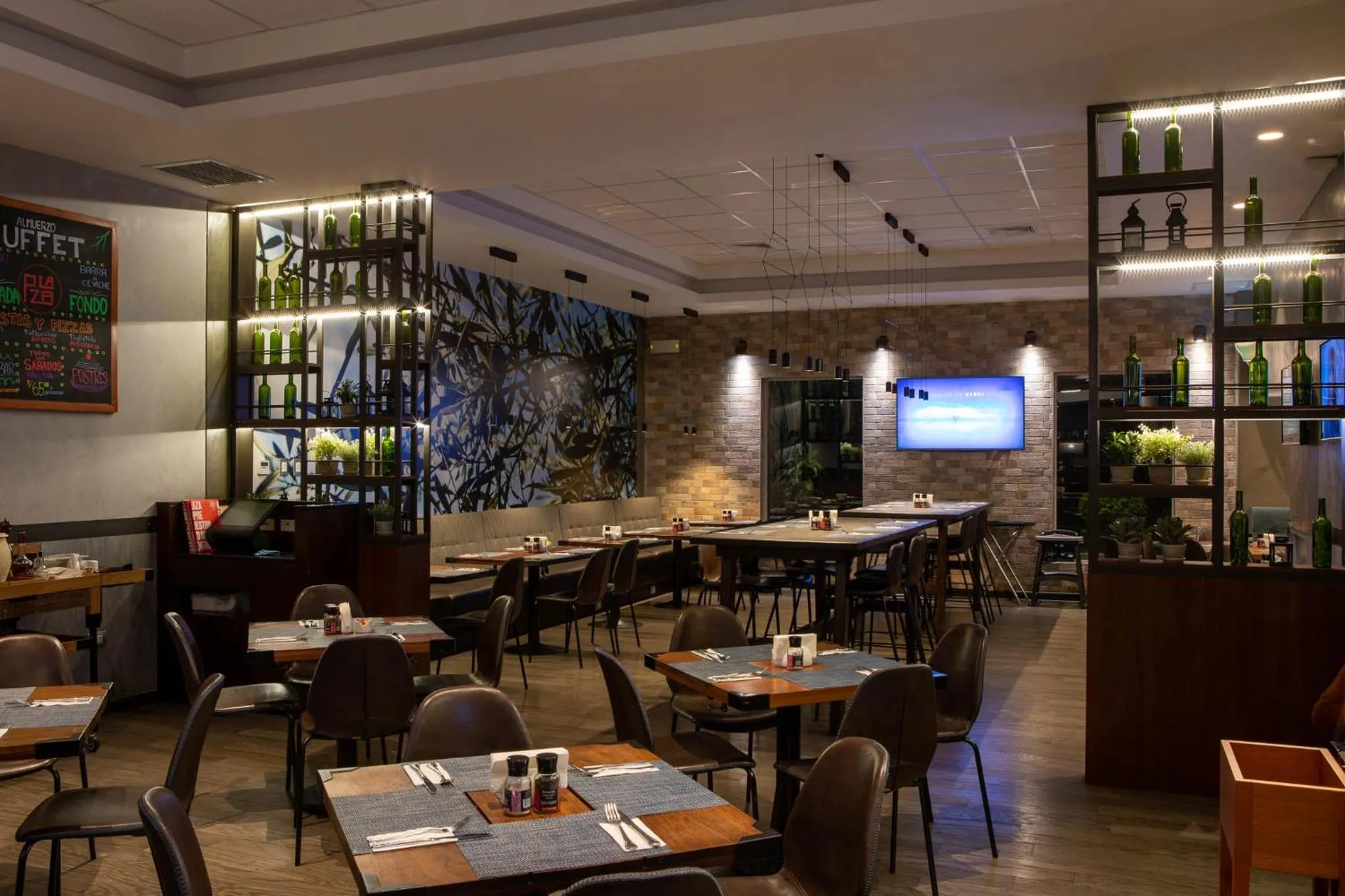 Restaurant/places to eat in Casa Andina Select Tacna