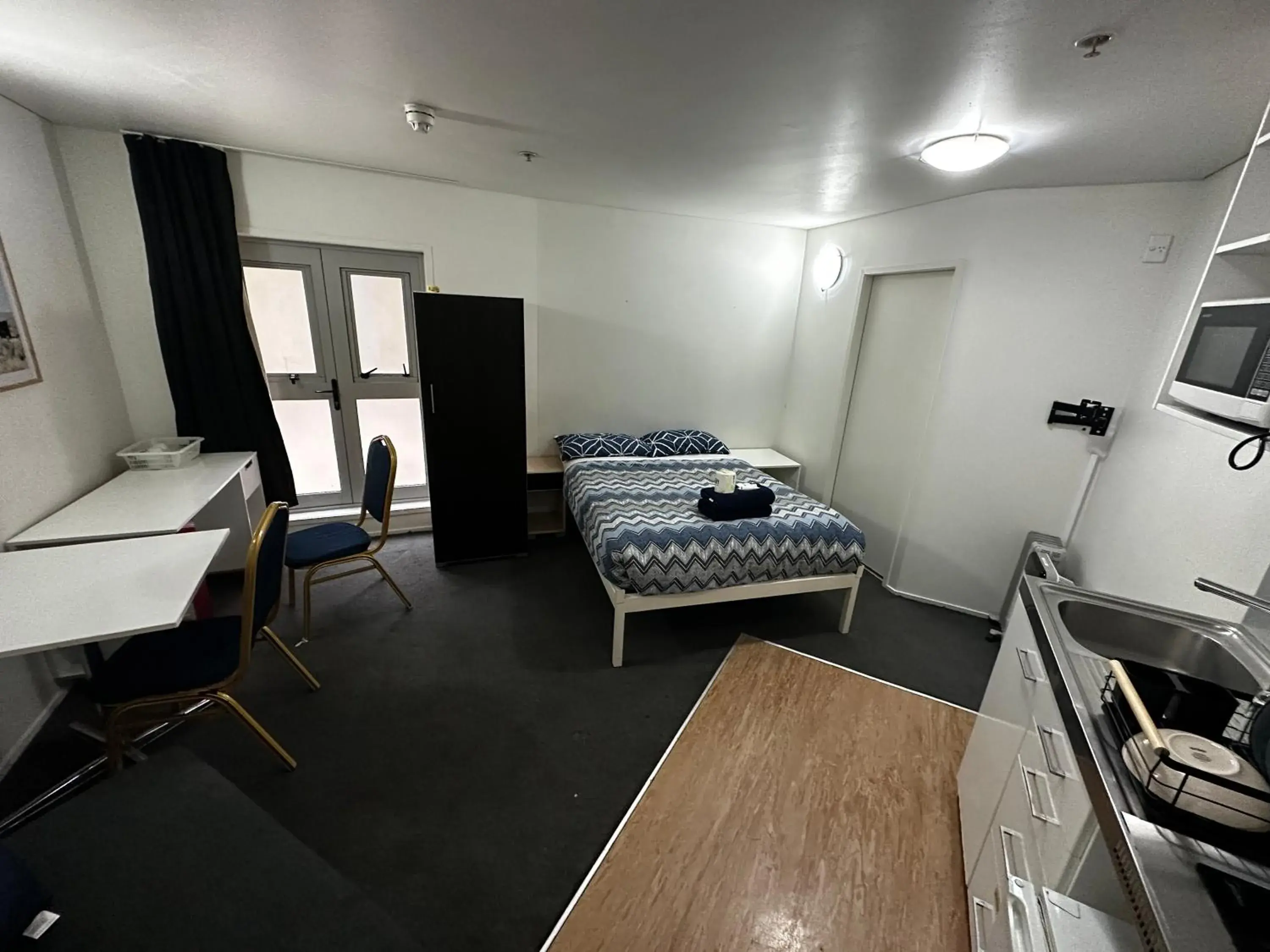 Bed in Columbia Apartments Bed in Columbia Apartments