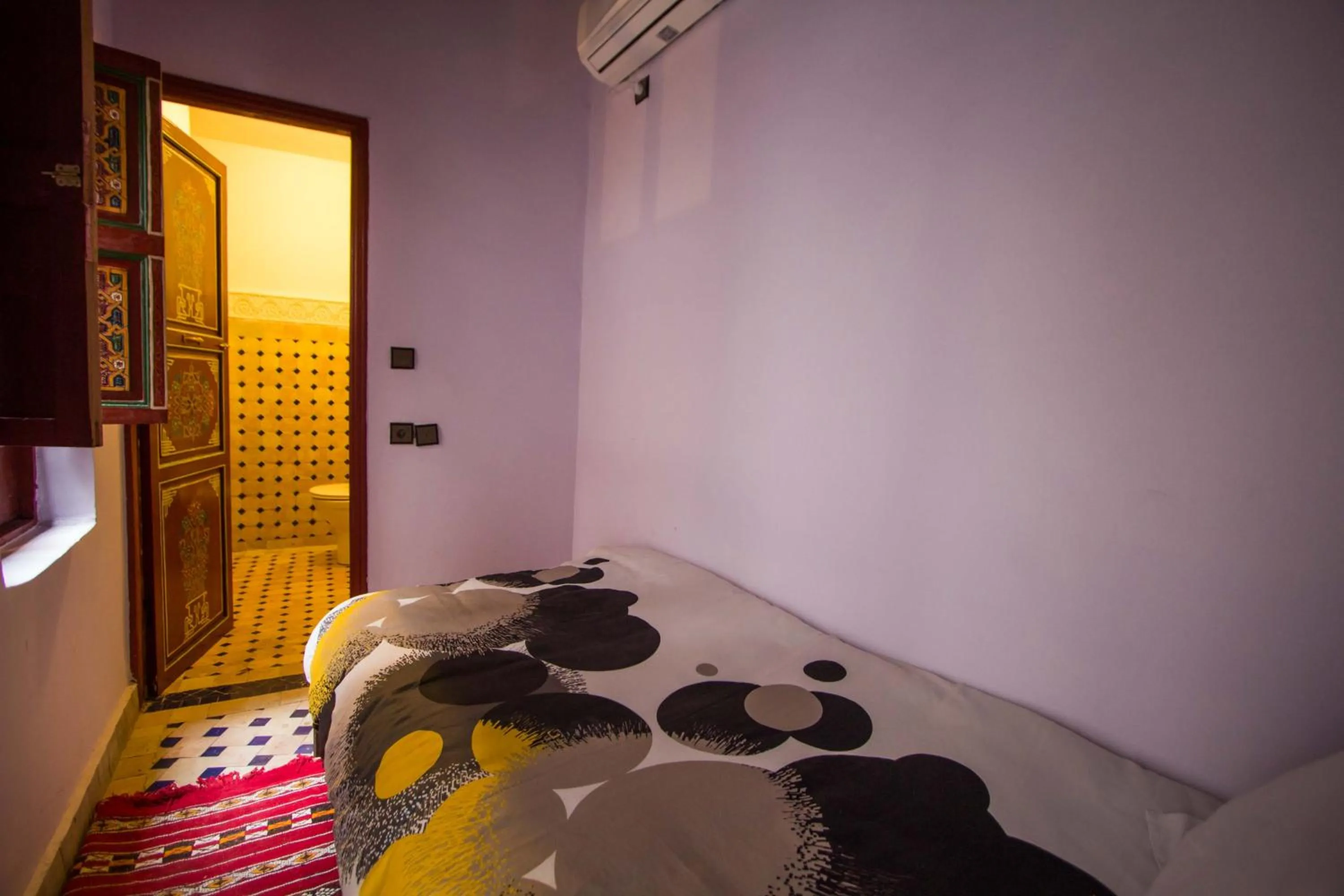 Photo of the whole room, Bed in Dar El Mathaf FES