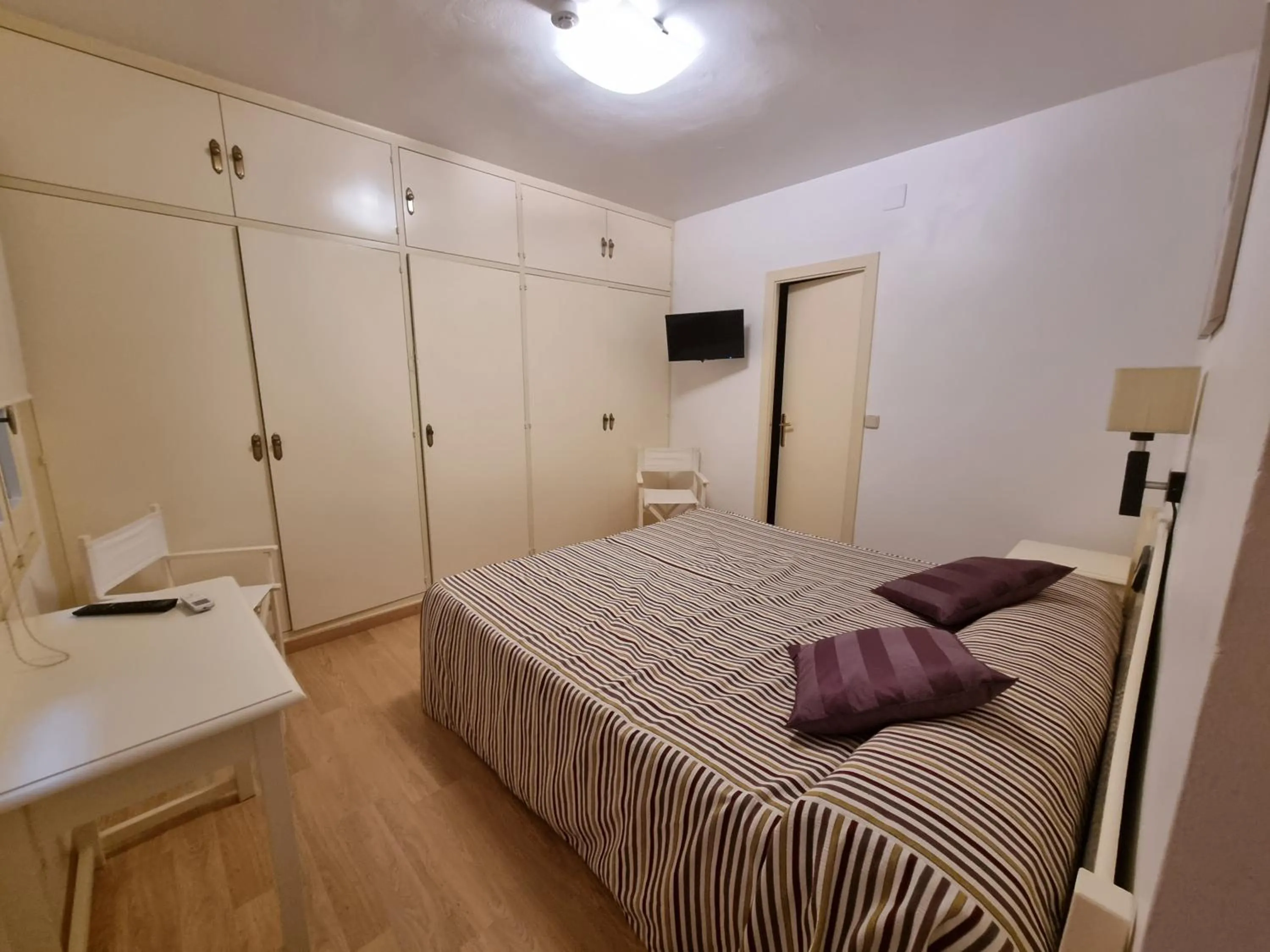 Bed in Hotel Agora
