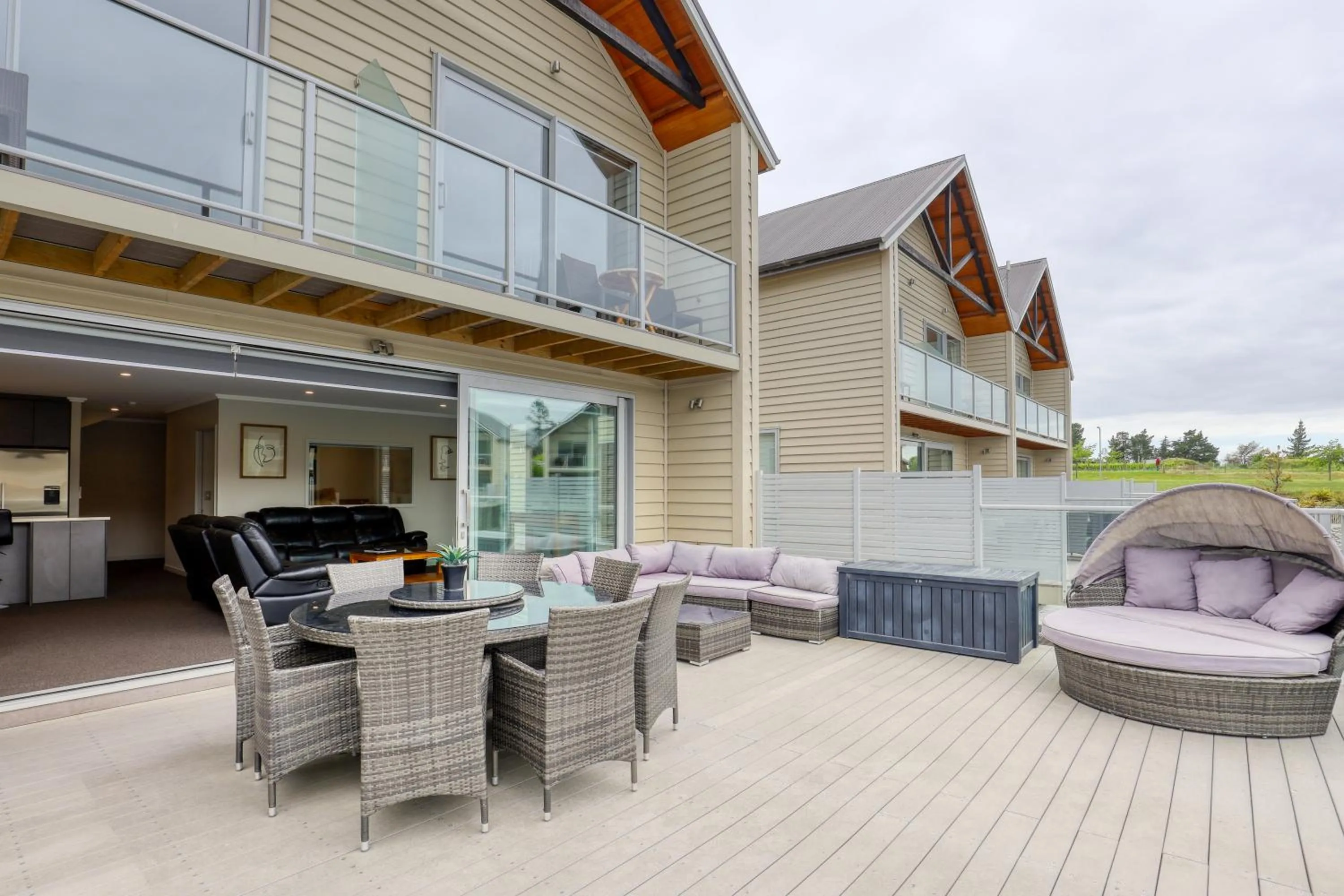 Balcony/Terrace in Marsden Lake Resort Central Otago