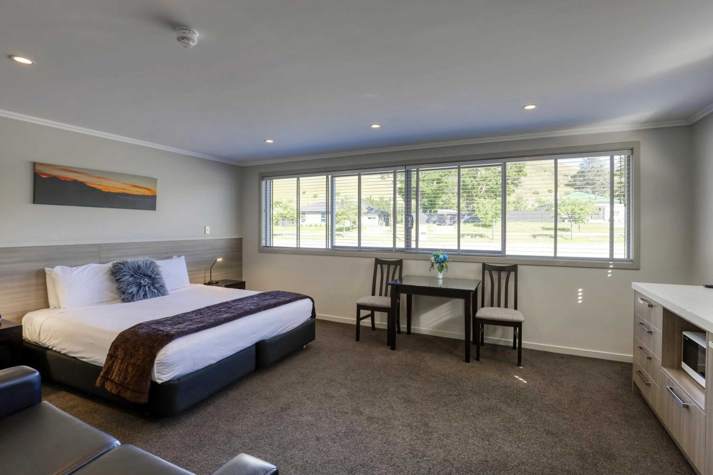 Photo of the whole room, Bed in Marsden Lake Resort Central Otago