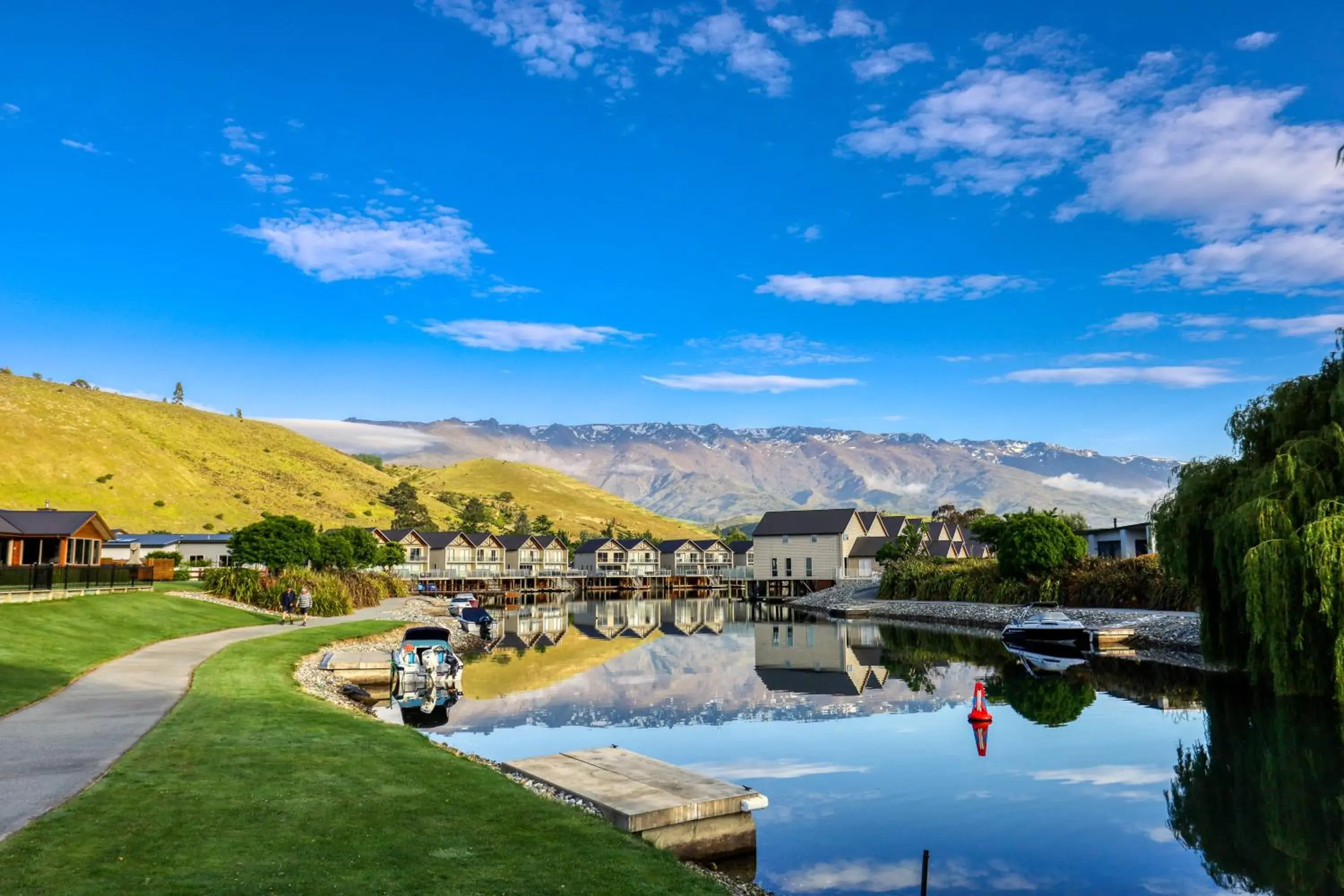 Lake view in Marsden Lake Resort Central Otago Lake view in Marsden Lake Resort Central Otago