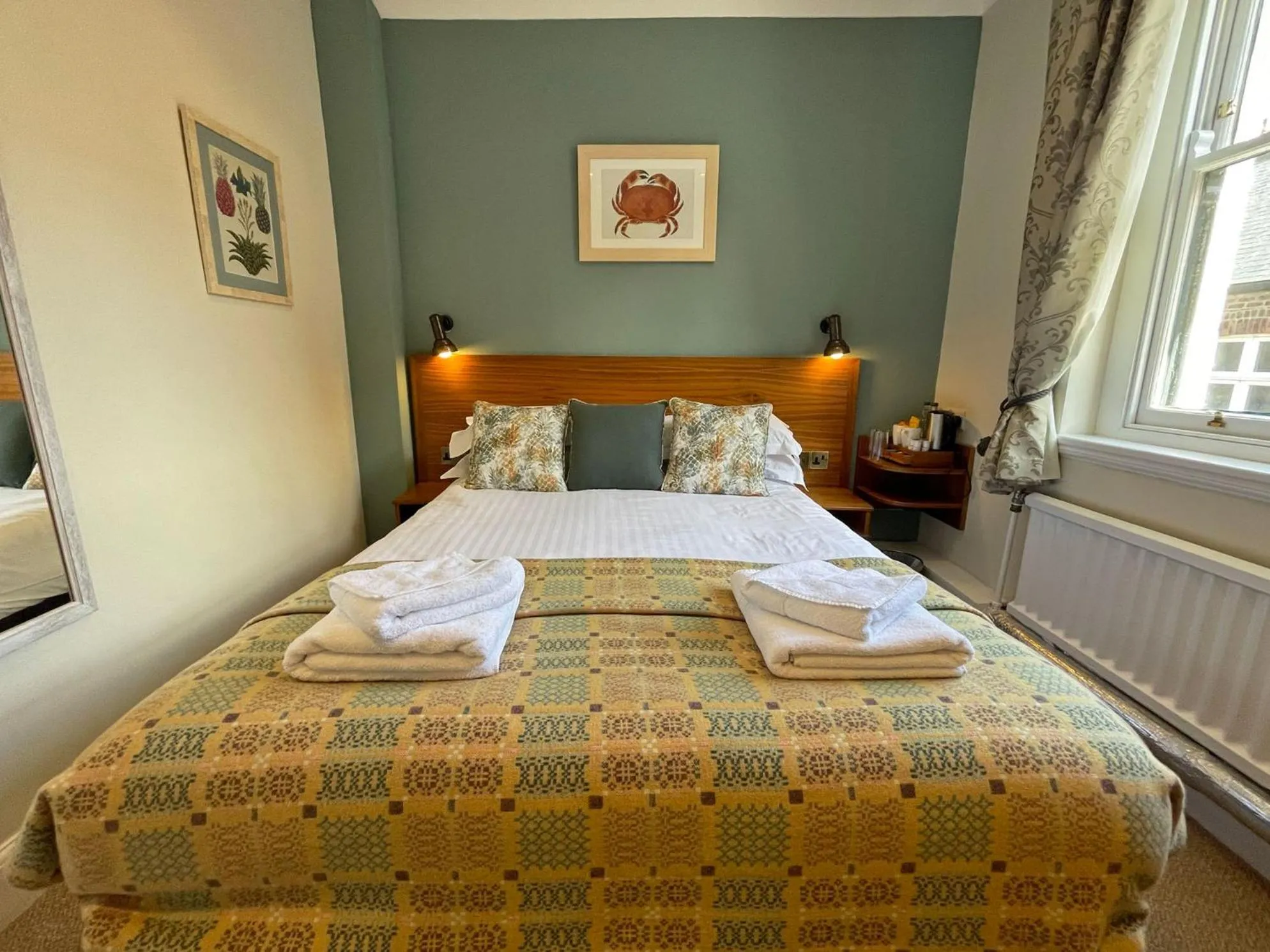 Bedroom, Bed in The Ship