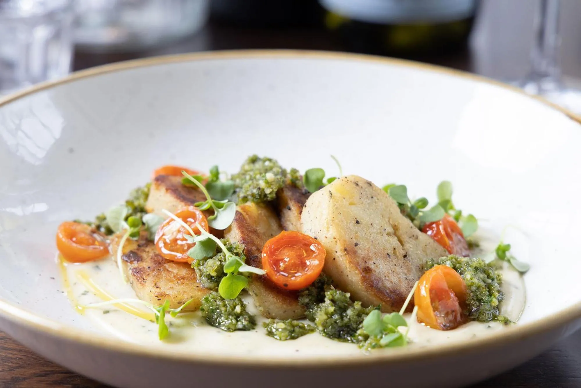 Food and drinks in The Ship