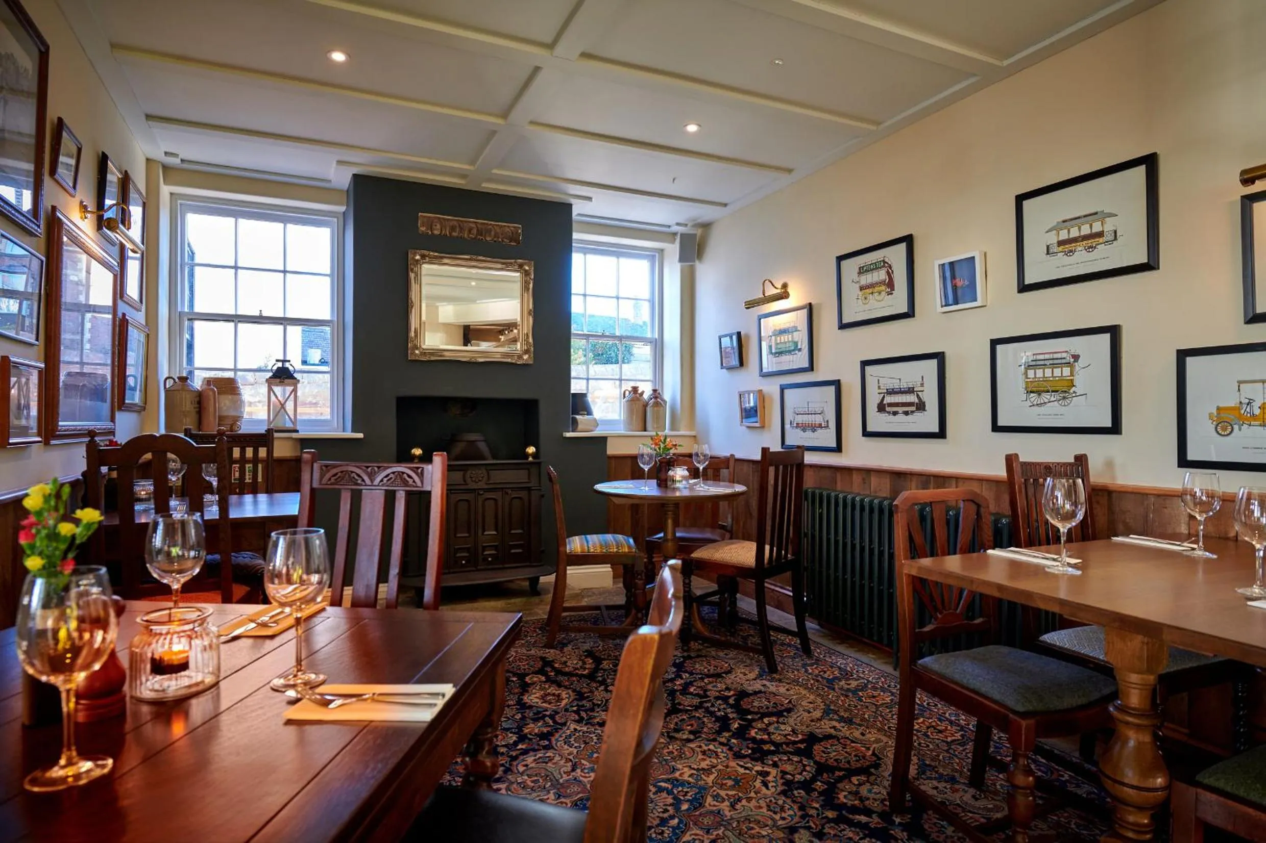 Restaurant/places to eat in The Ship