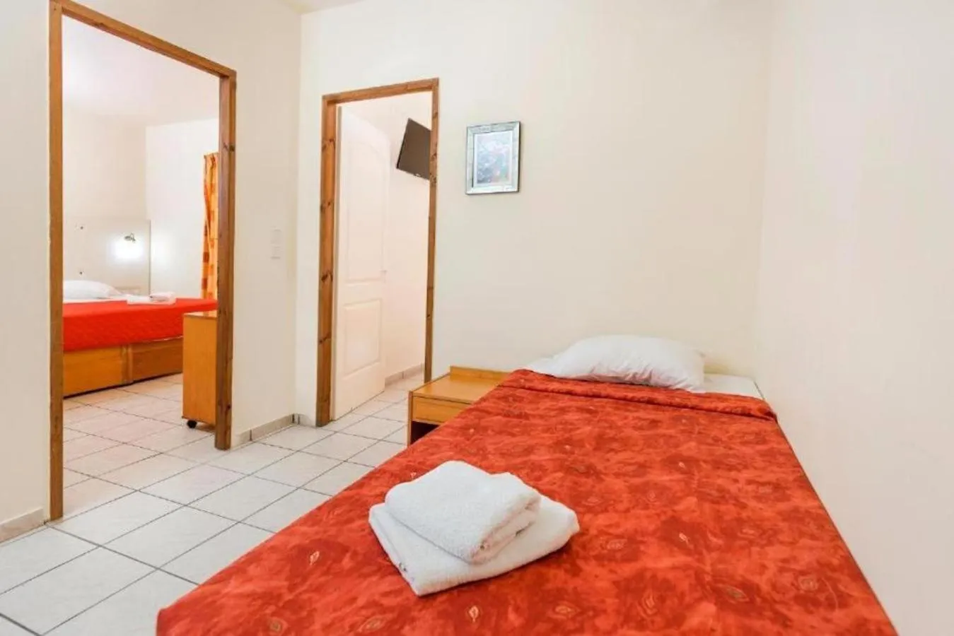 Photo of the whole room in Eri Beach & Village Hotel