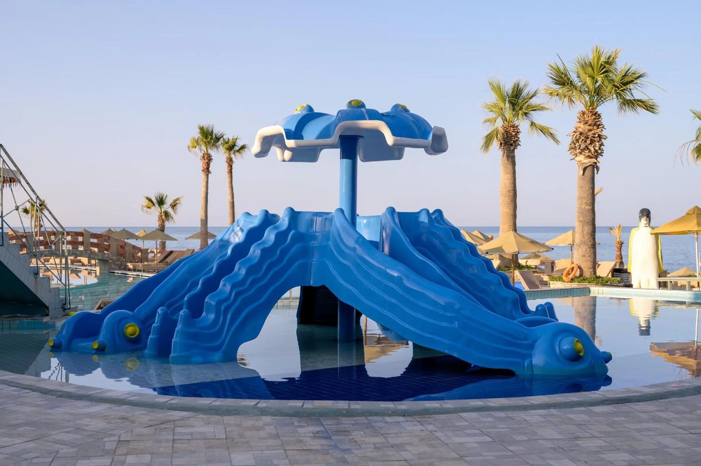 Swimming pool in Eri Beach & Village Hotel