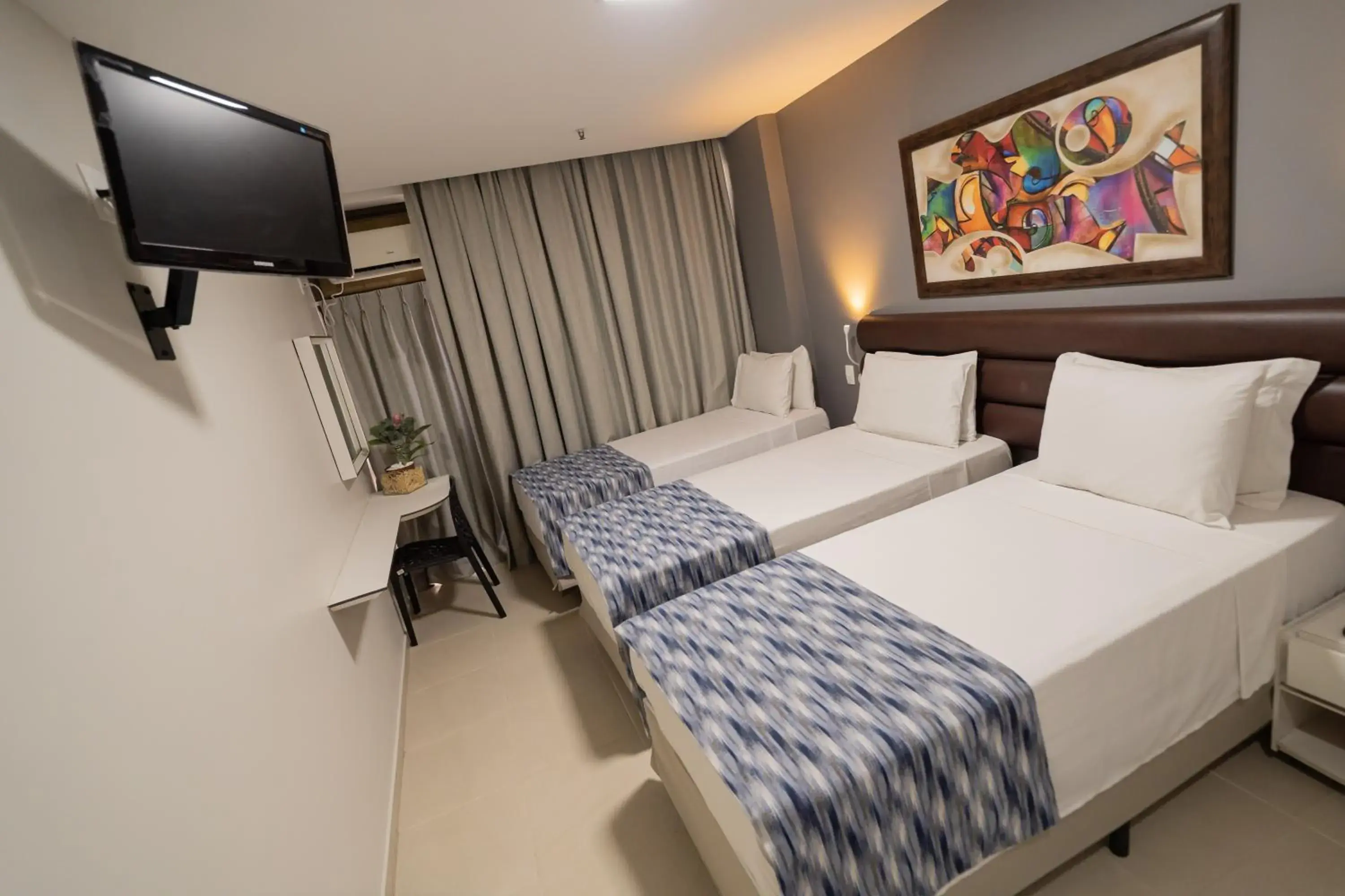 Triple Room in Hotel Nacional Inn Rio Copacabana Triple Room in Hotel Nacional Inn Rio Copacabana