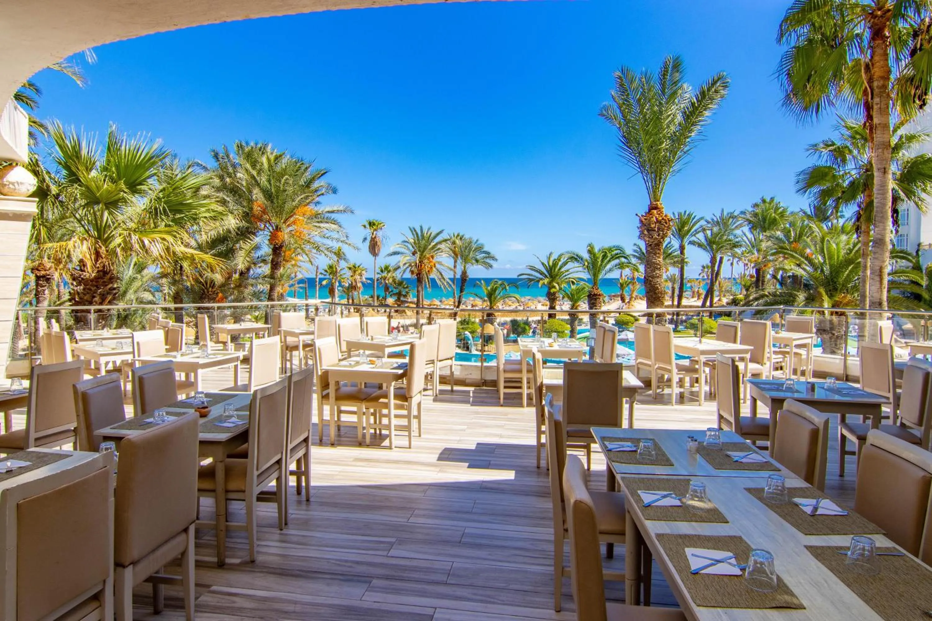 Restaurant/places to eat in Riadh Palms- Resort &amp; Spa