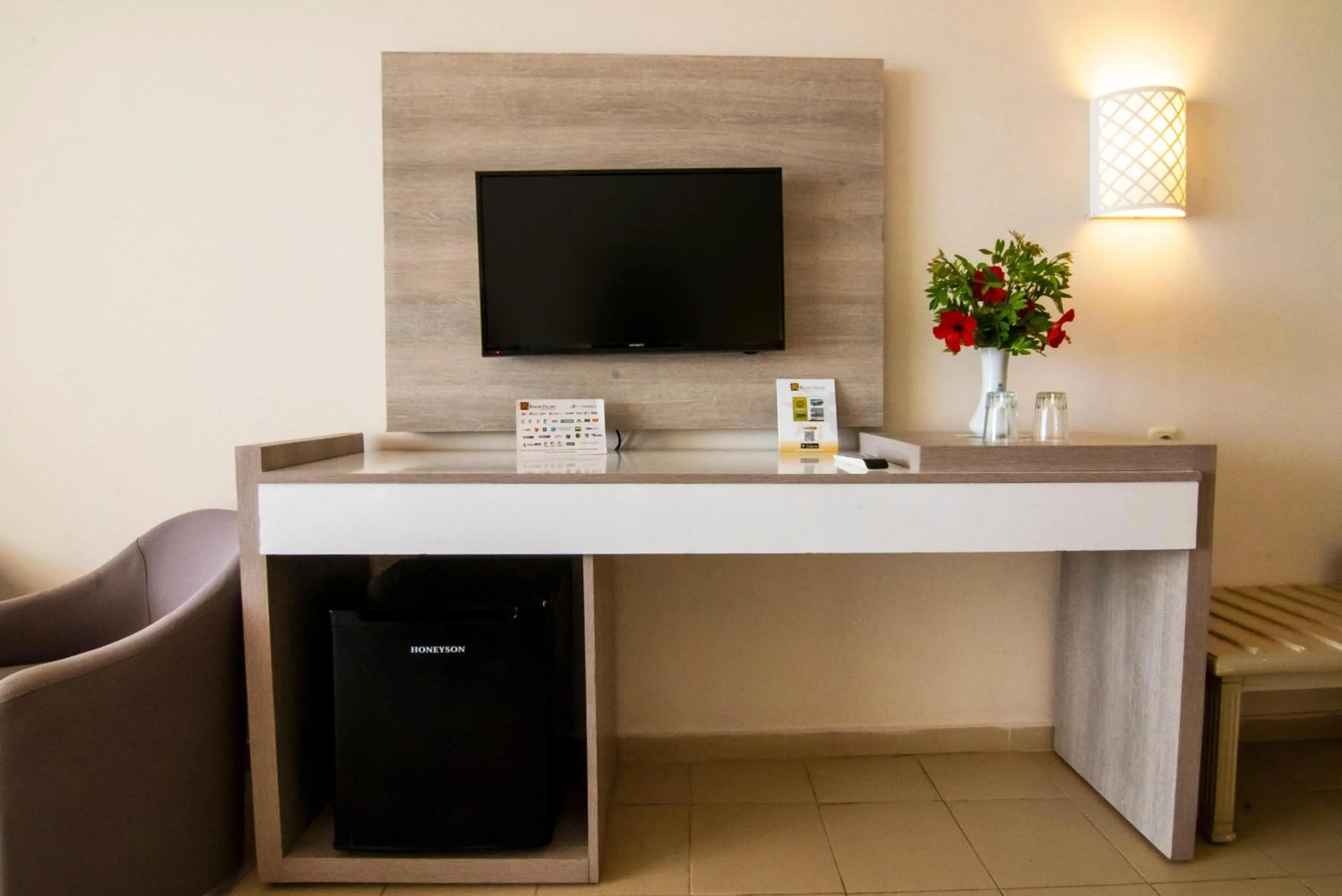 Photo of the whole room in Riadh Palms- Resort & Spa