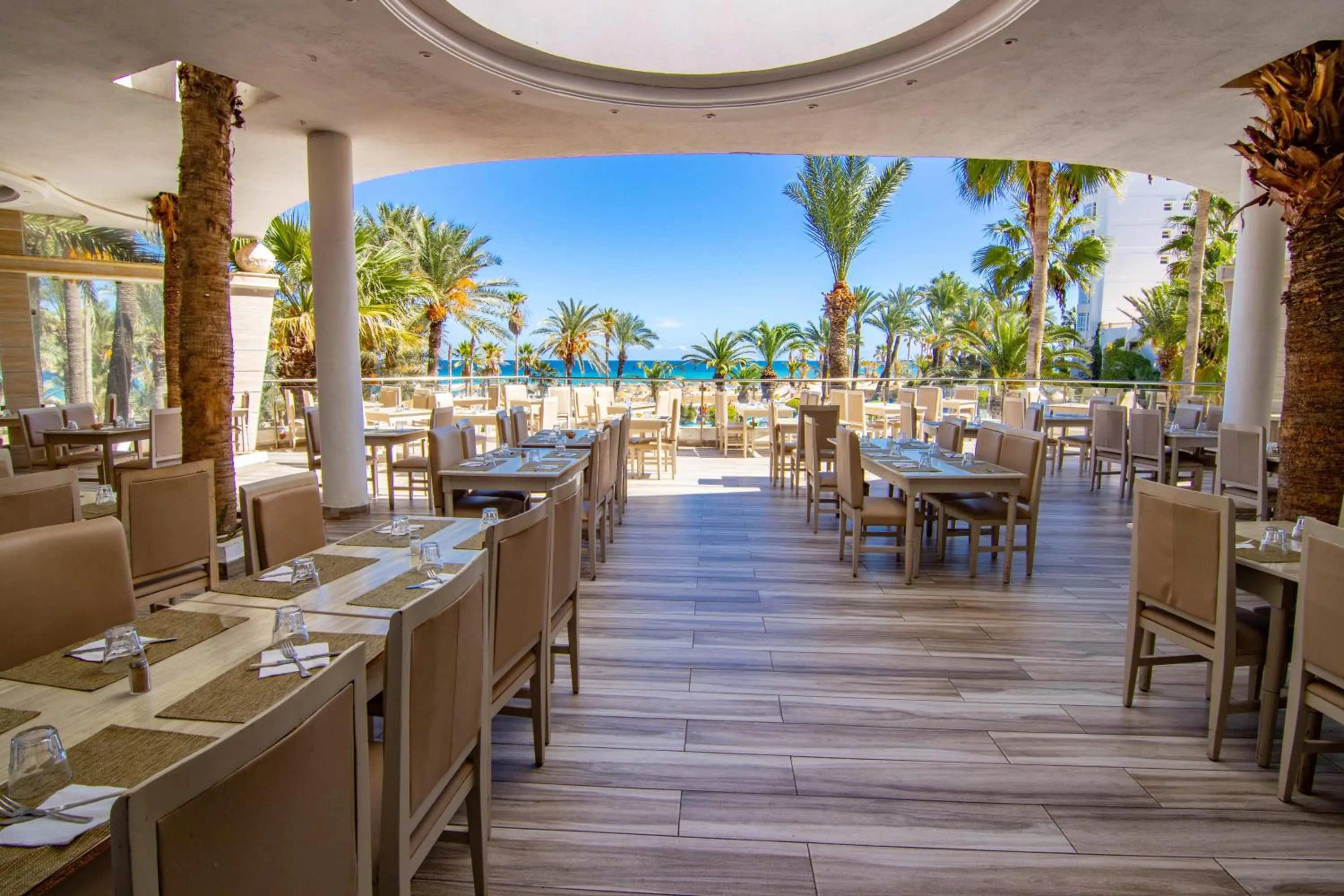 Restaurant/places to eat in Riadh Palms- Resort &amp; Spa