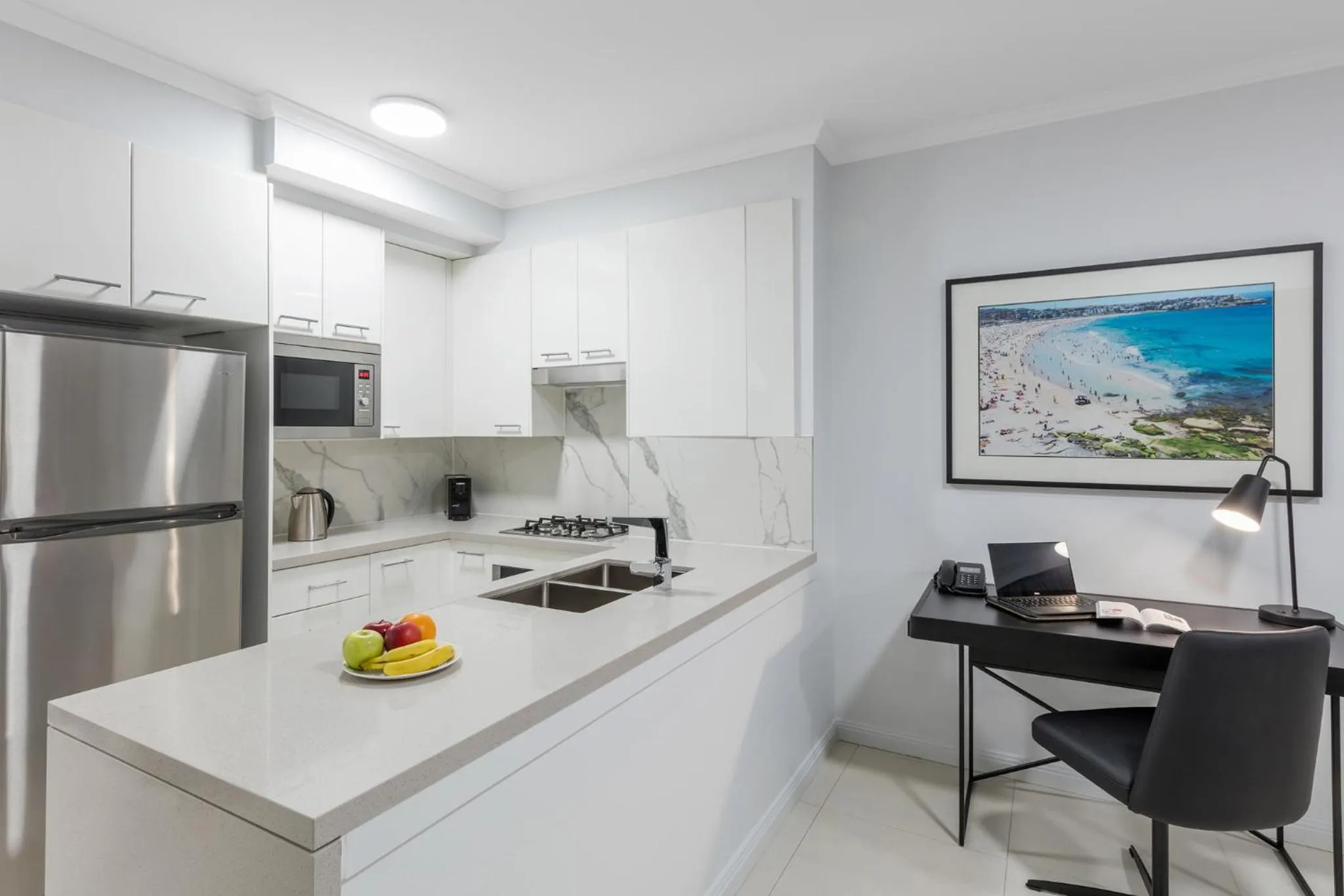 Kitchen or kitchenette in Meriton Suites Bondi Junction