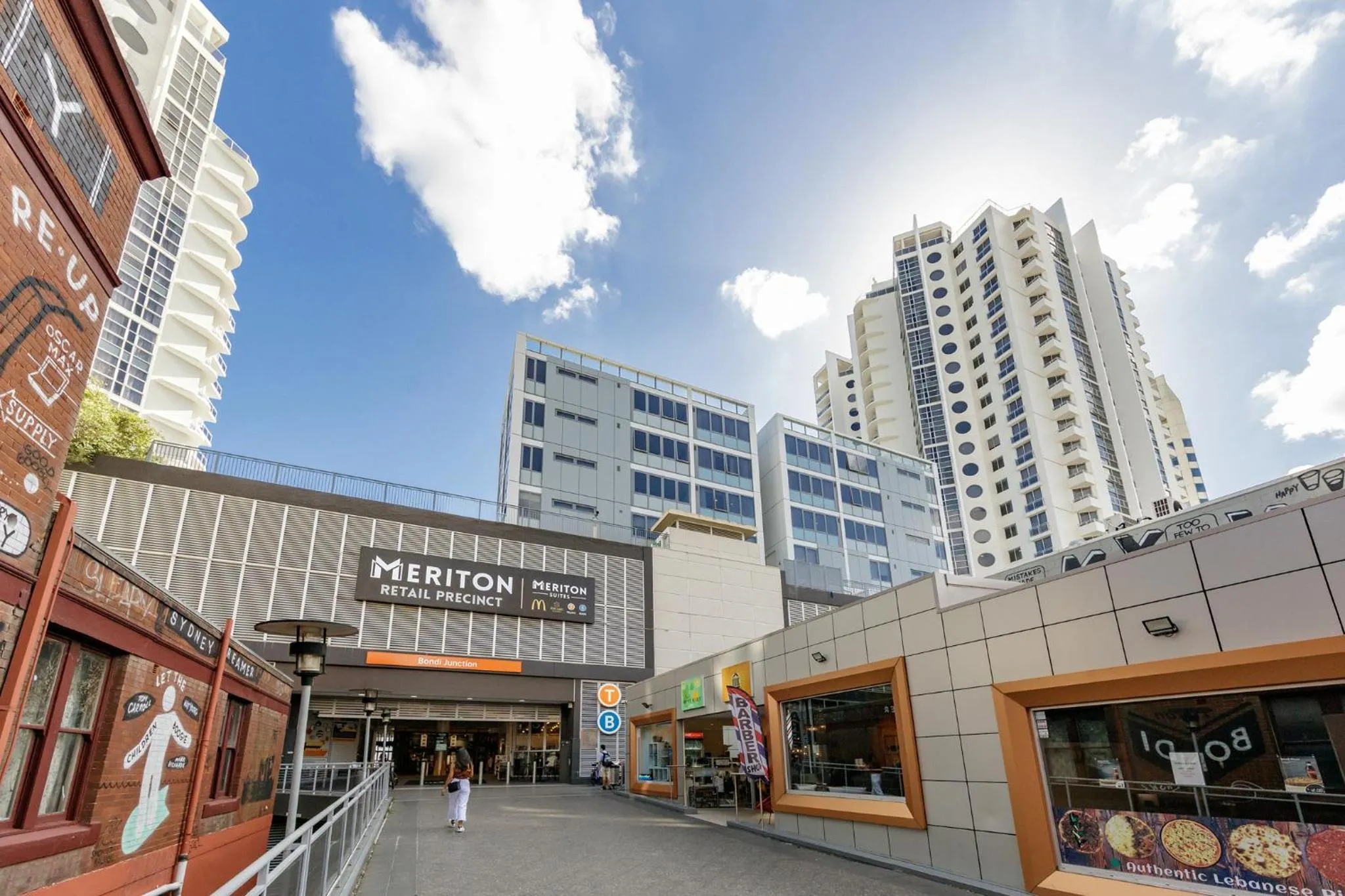 Property building in Meriton Suites Bondi Junction
