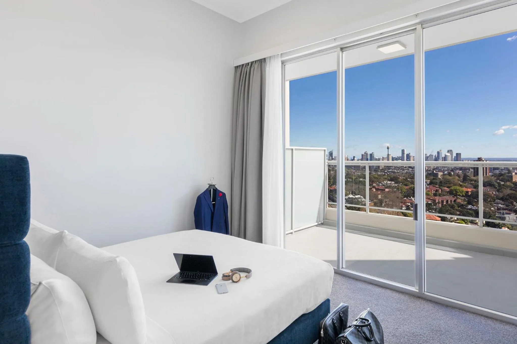 Bedroom, Bed in Meriton Suites Bondi Junction