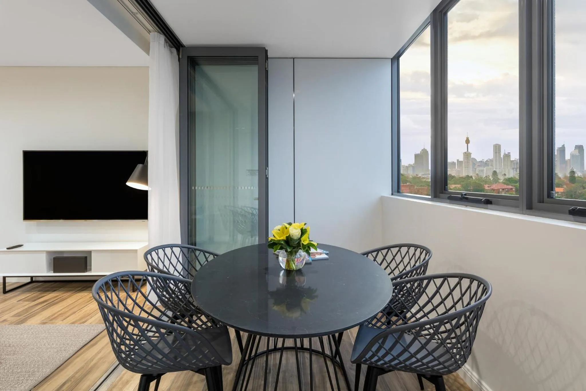 Balcony/Terrace in Meriton Suites Bondi Junction