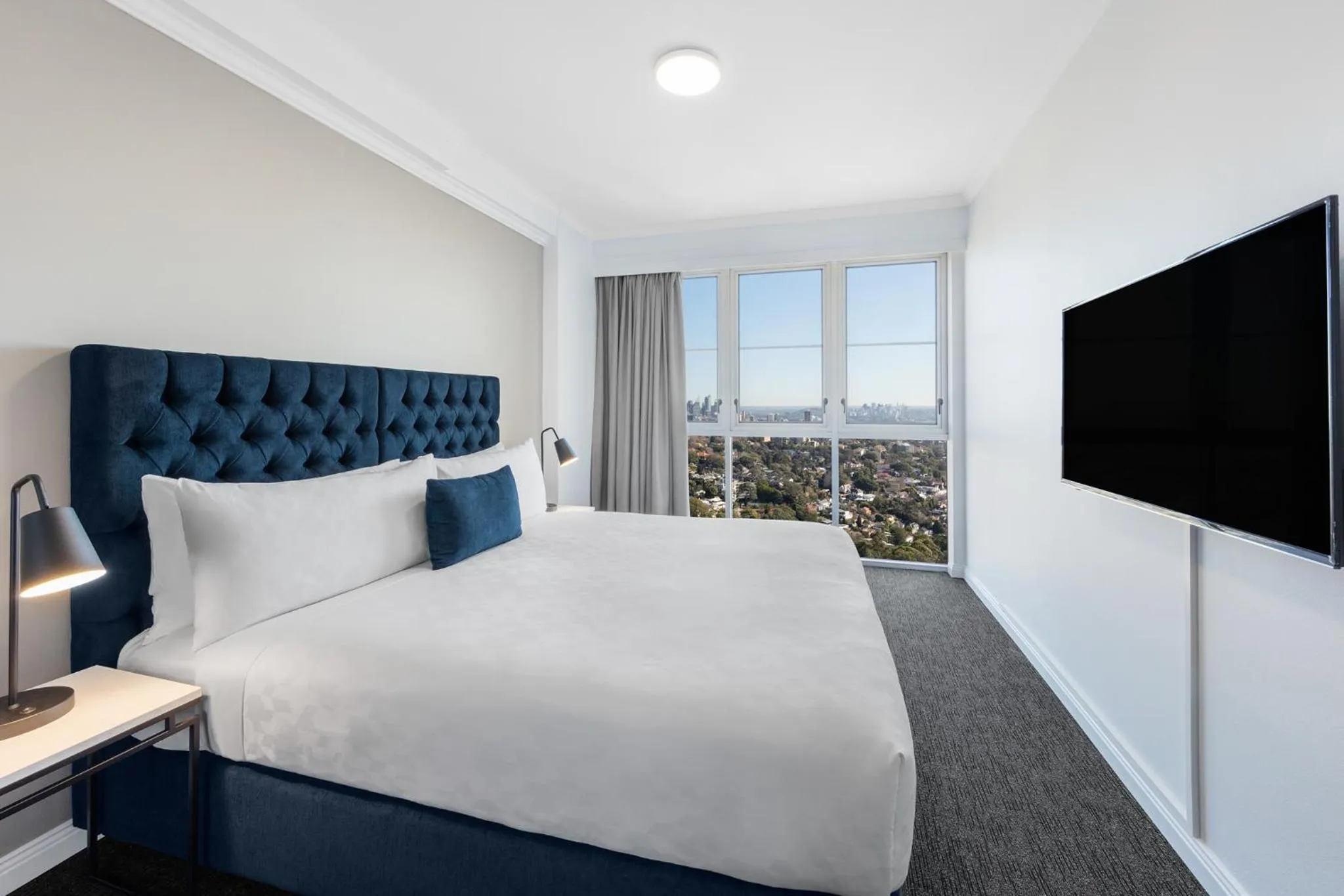 Bedroom, Bed in Meriton Suites Bondi Junction