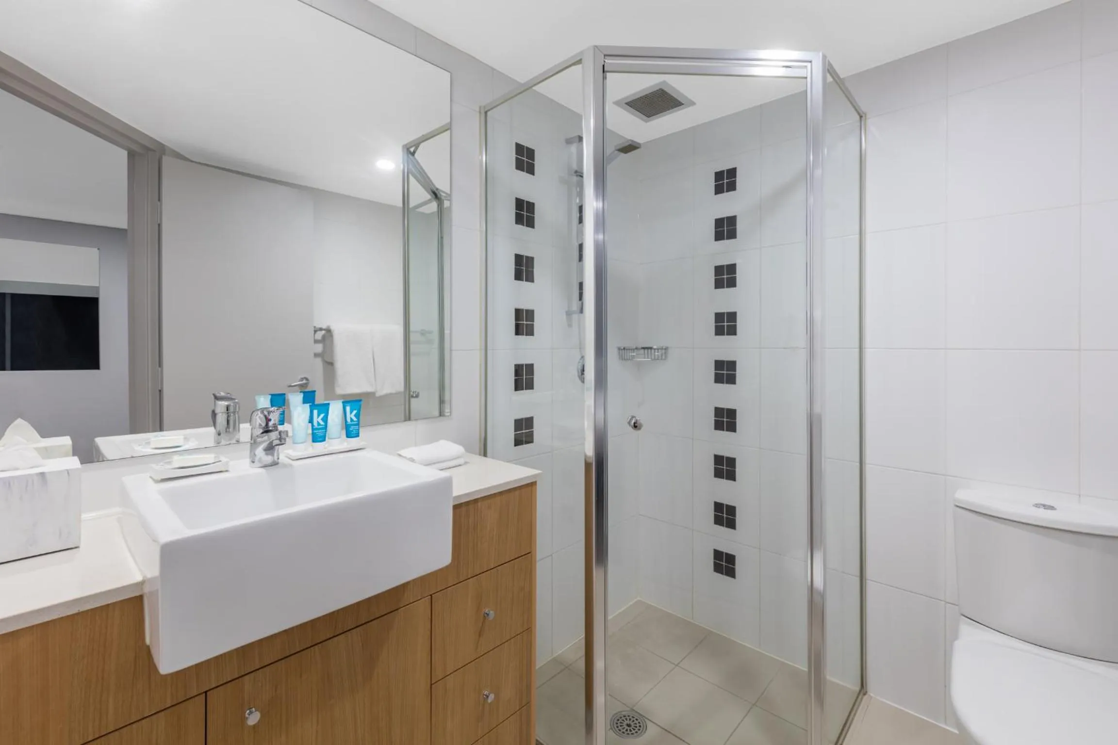 Bathroom in Meriton Suites Waterloo