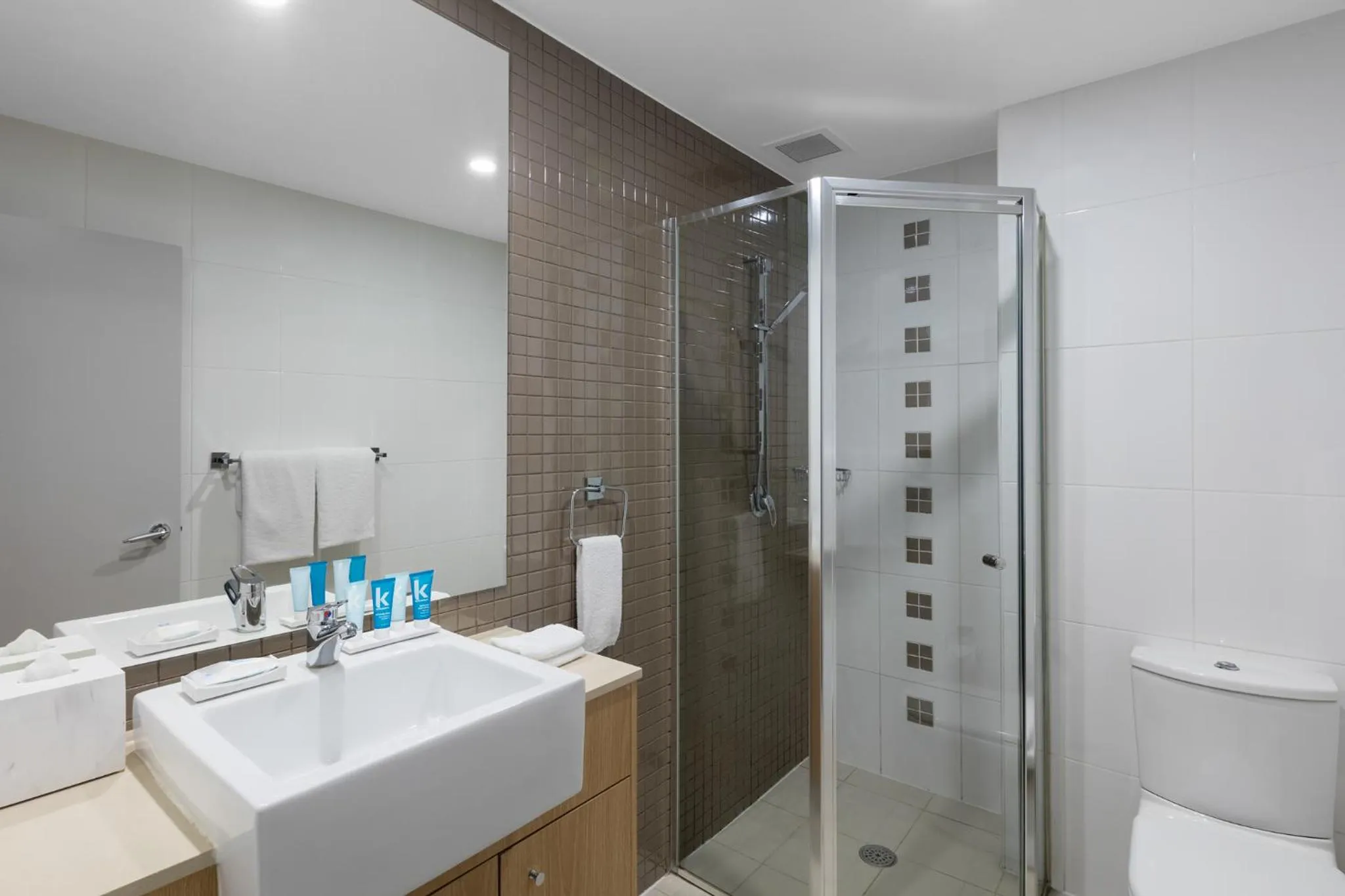 Bathroom in Meriton Suites Waterloo