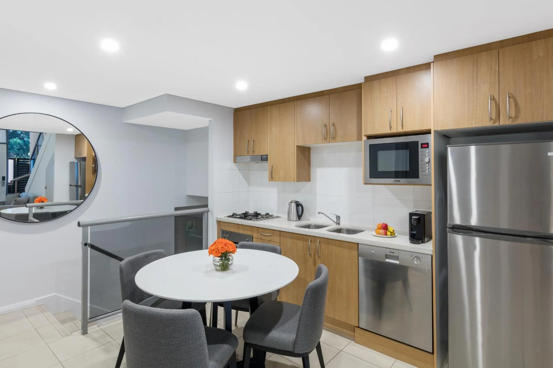 Dining area in Meriton Suites Waterloo