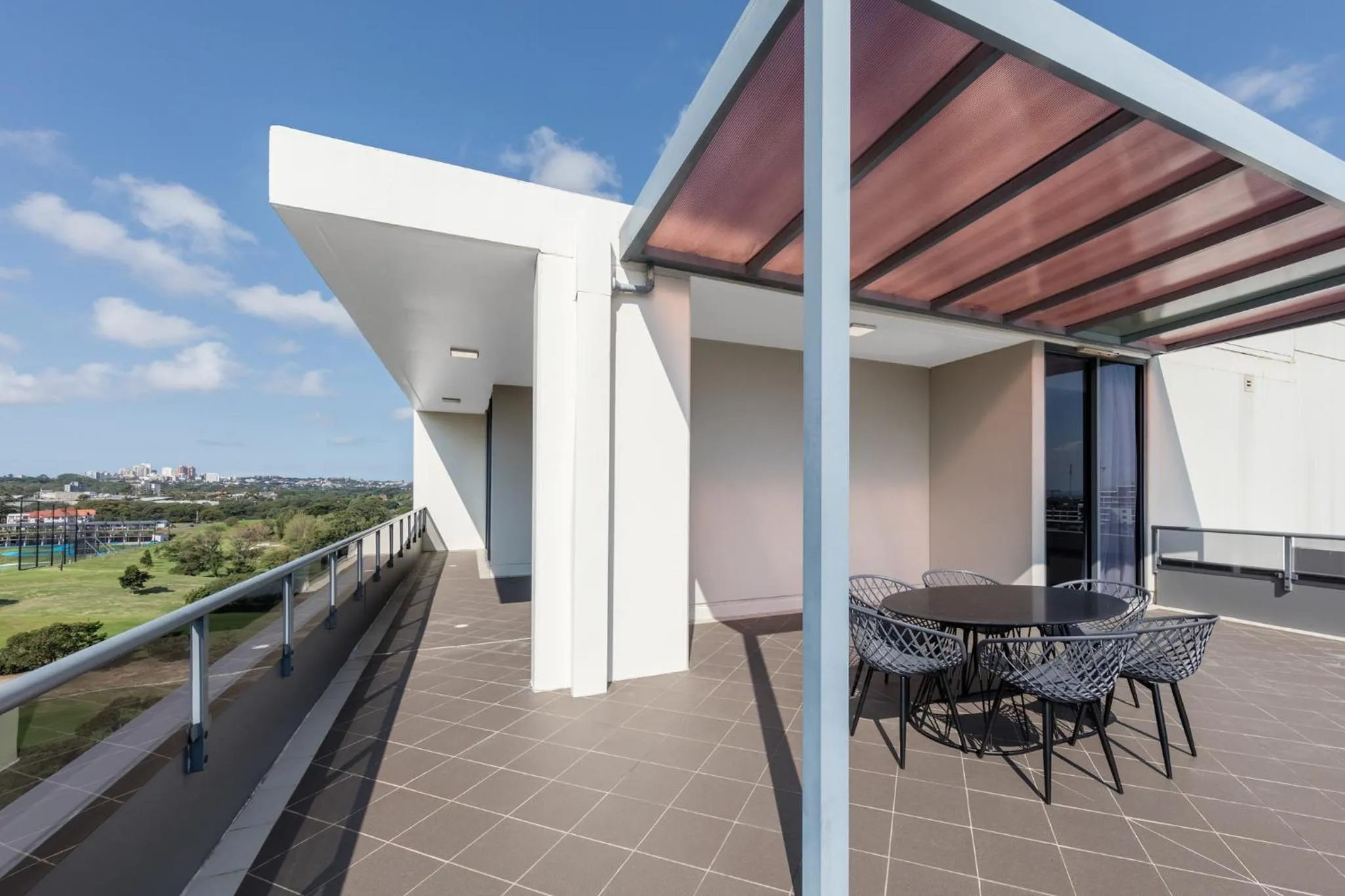 Balcony/Terrace in Meriton Suites Waterloo