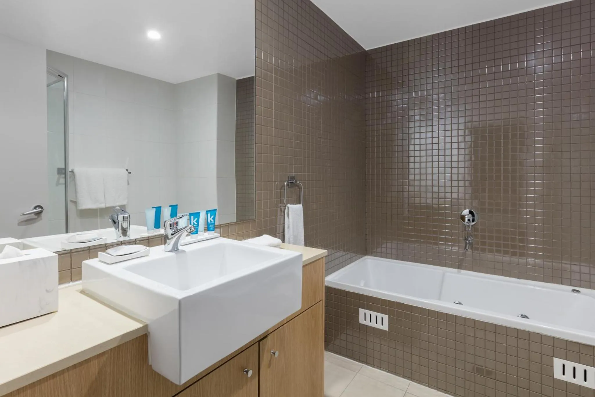 Bathroom in Meriton Suites Waterloo